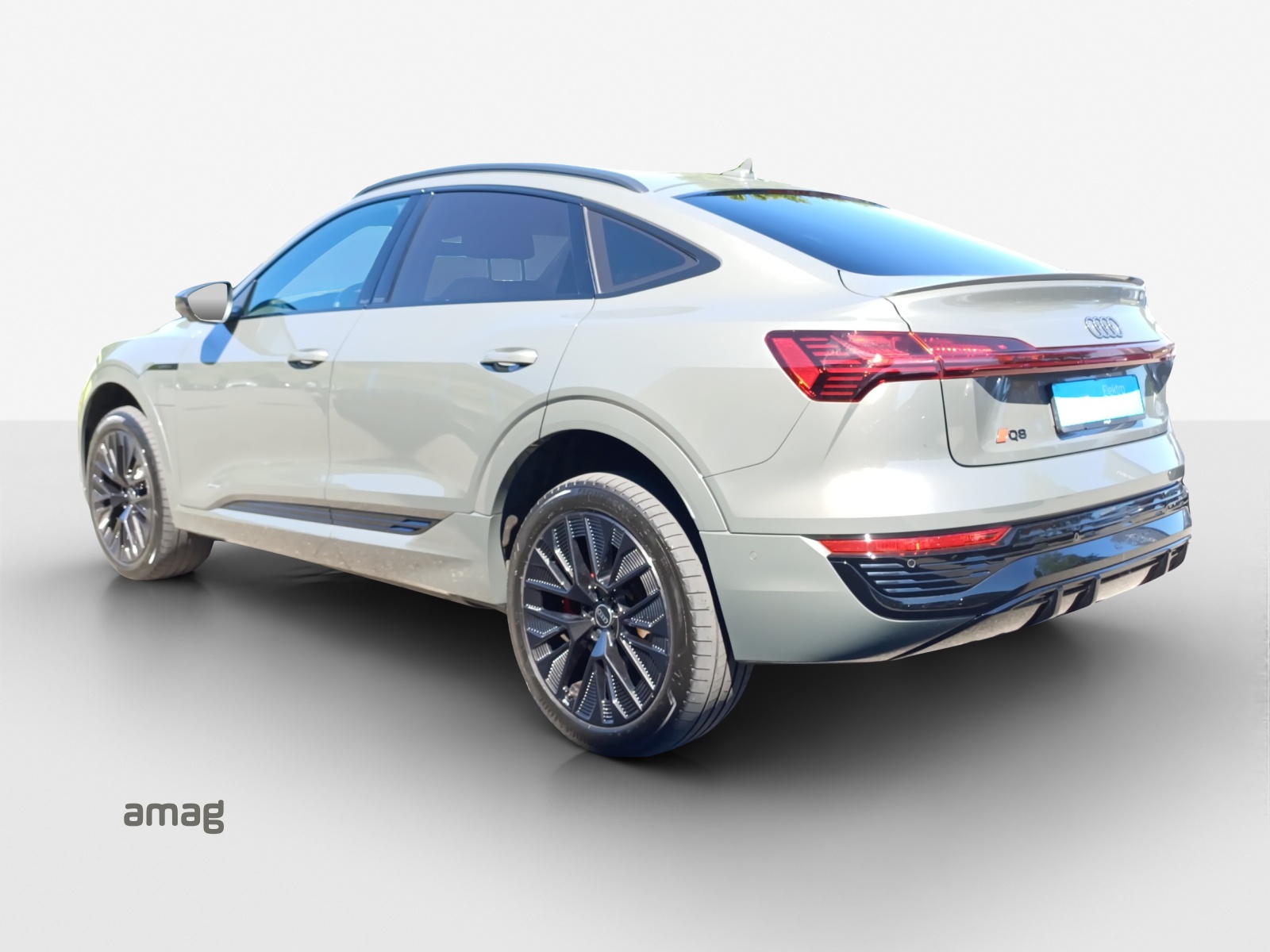AUDI Q8 Sportback 55 e-tron Black Edition quattro-showroom-element-2