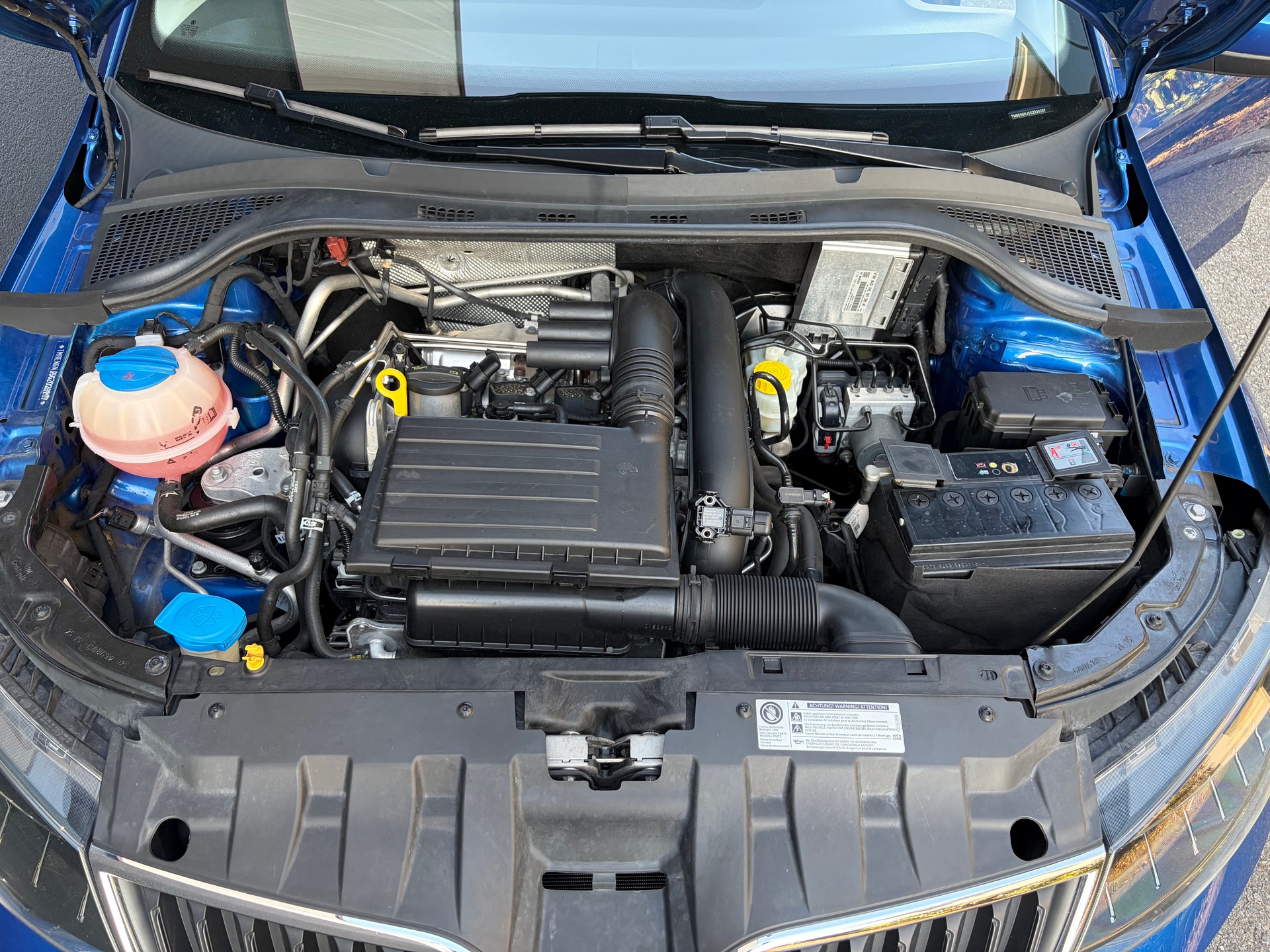 SKODA Fabia 1.2 TSI Ambition-image-15