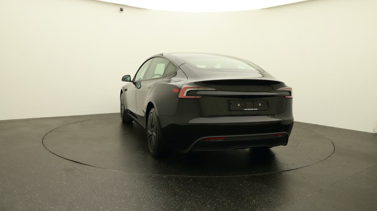 TESLA Model 3 RWD-showroom-element-3
