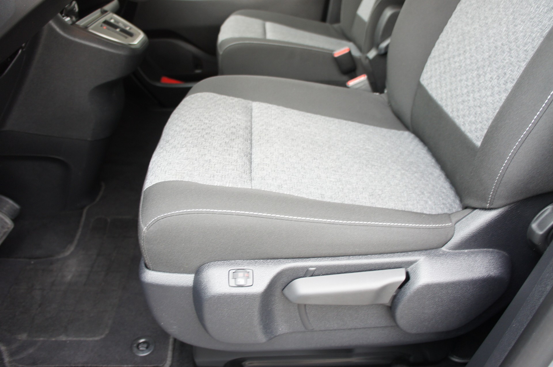 OPEL Zafira 2.0 CDTI L Automatik-image-16