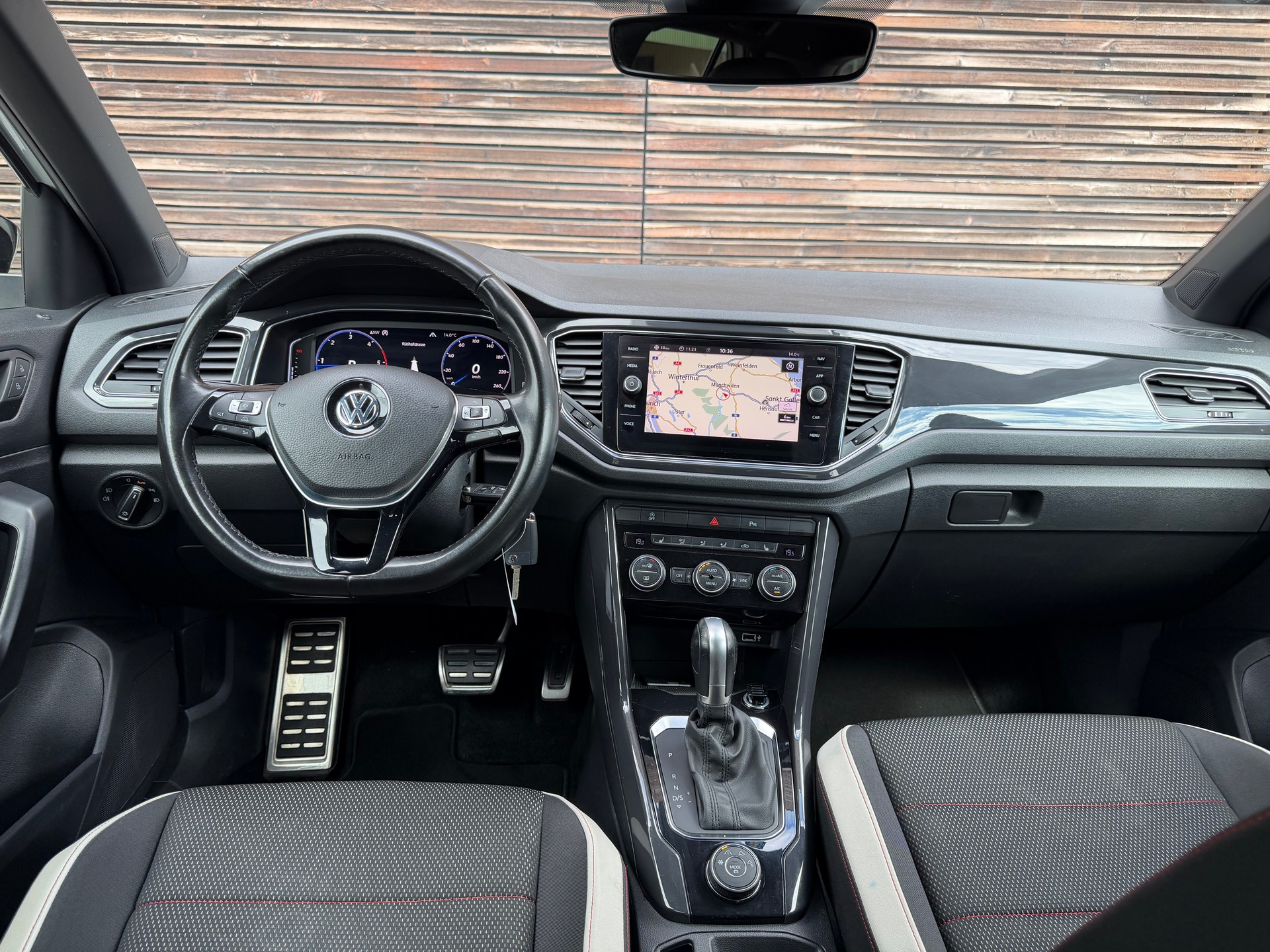 VW T-Roc 2.0 TDI SCR Sport DSG 4Motion-image-5
