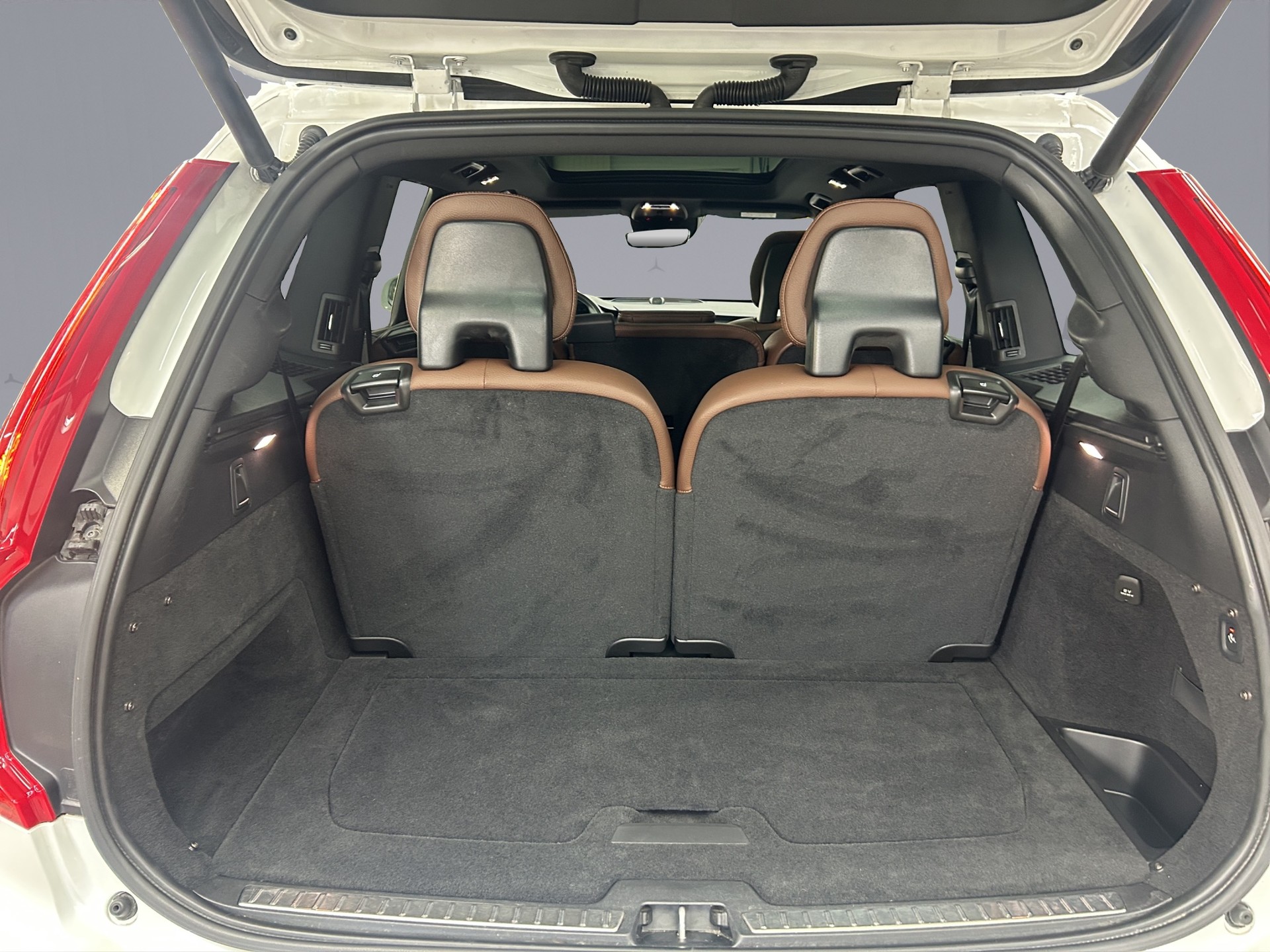 VOLVO XC90 2.0 T8 TE Inscription 7P. eAWD-image-18