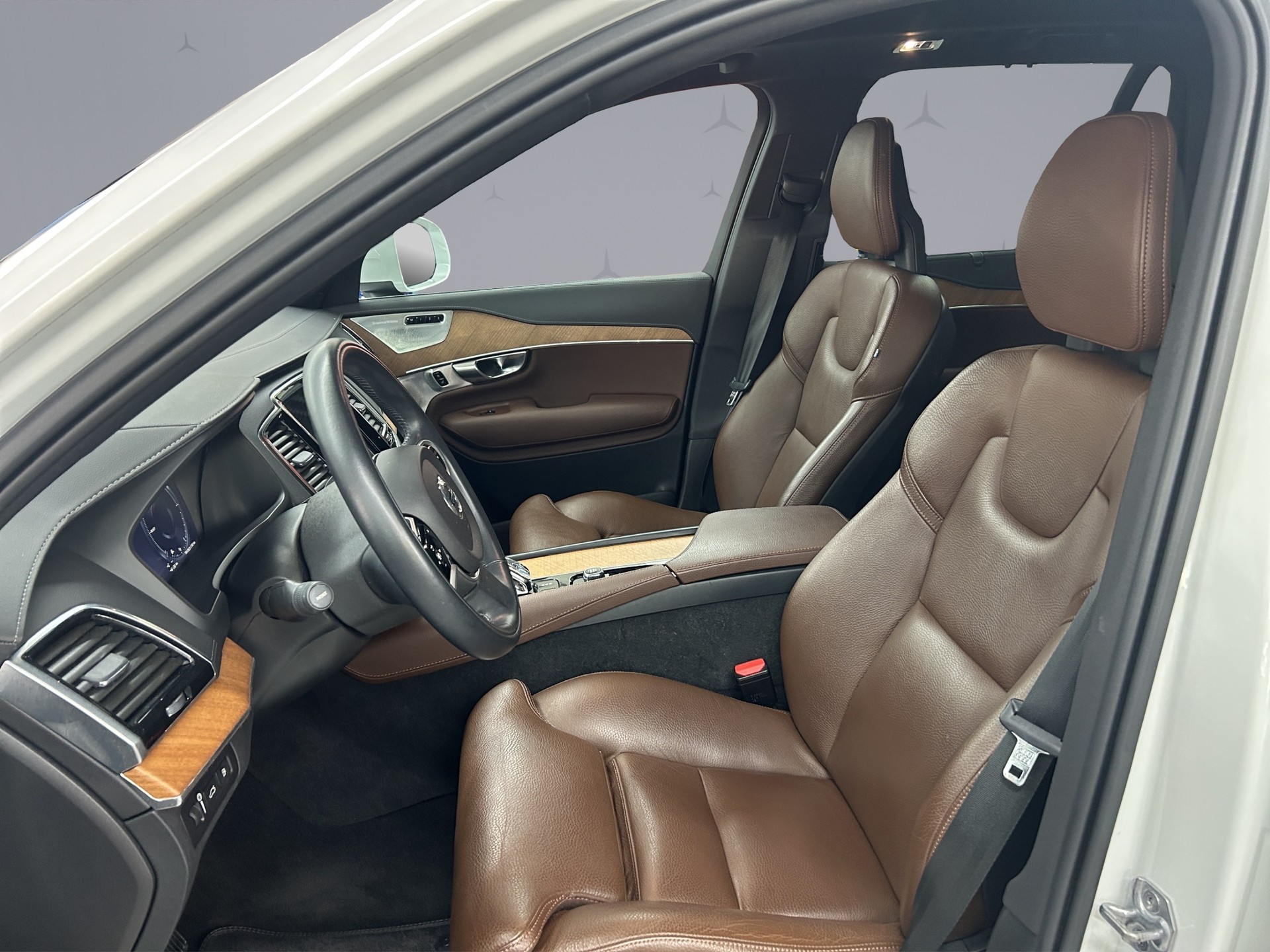 VOLVO XC90 2.0 T8 TE Inscription 7P. eAWD-image-8