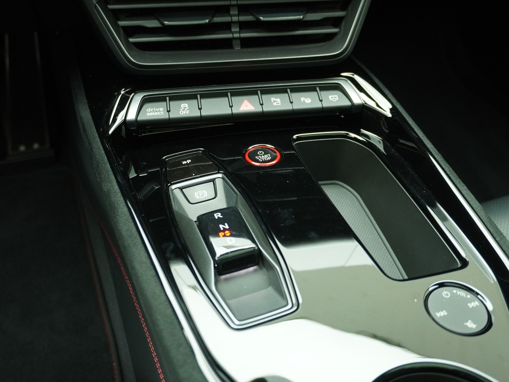 AUDI e-tron GT RS quattro performance **Audi Werksgarantie bis 10/2030**-image-20