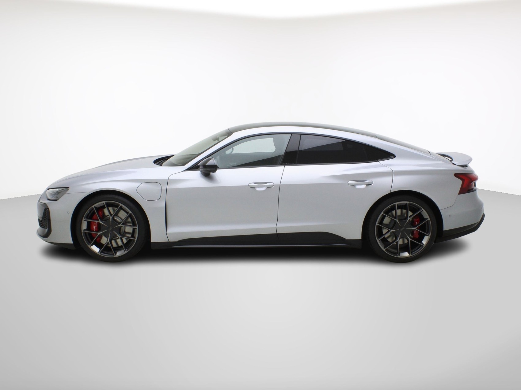 AUDI e-tron GT RS quattro performance **Audi Werksgarantie bis 10/2030**-showroom-element-2