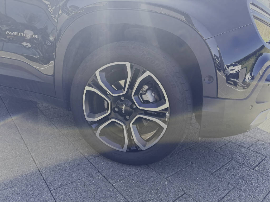 JEEP Avenger Summit-image-6