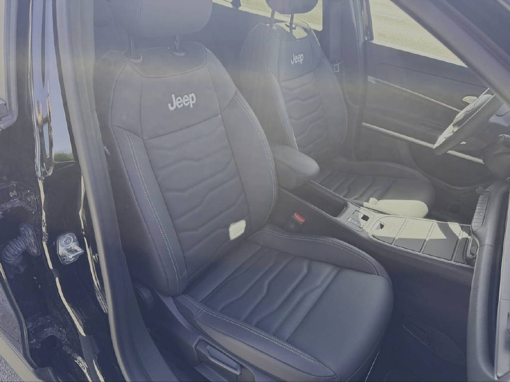 JEEP Avenger Summit-image-8
