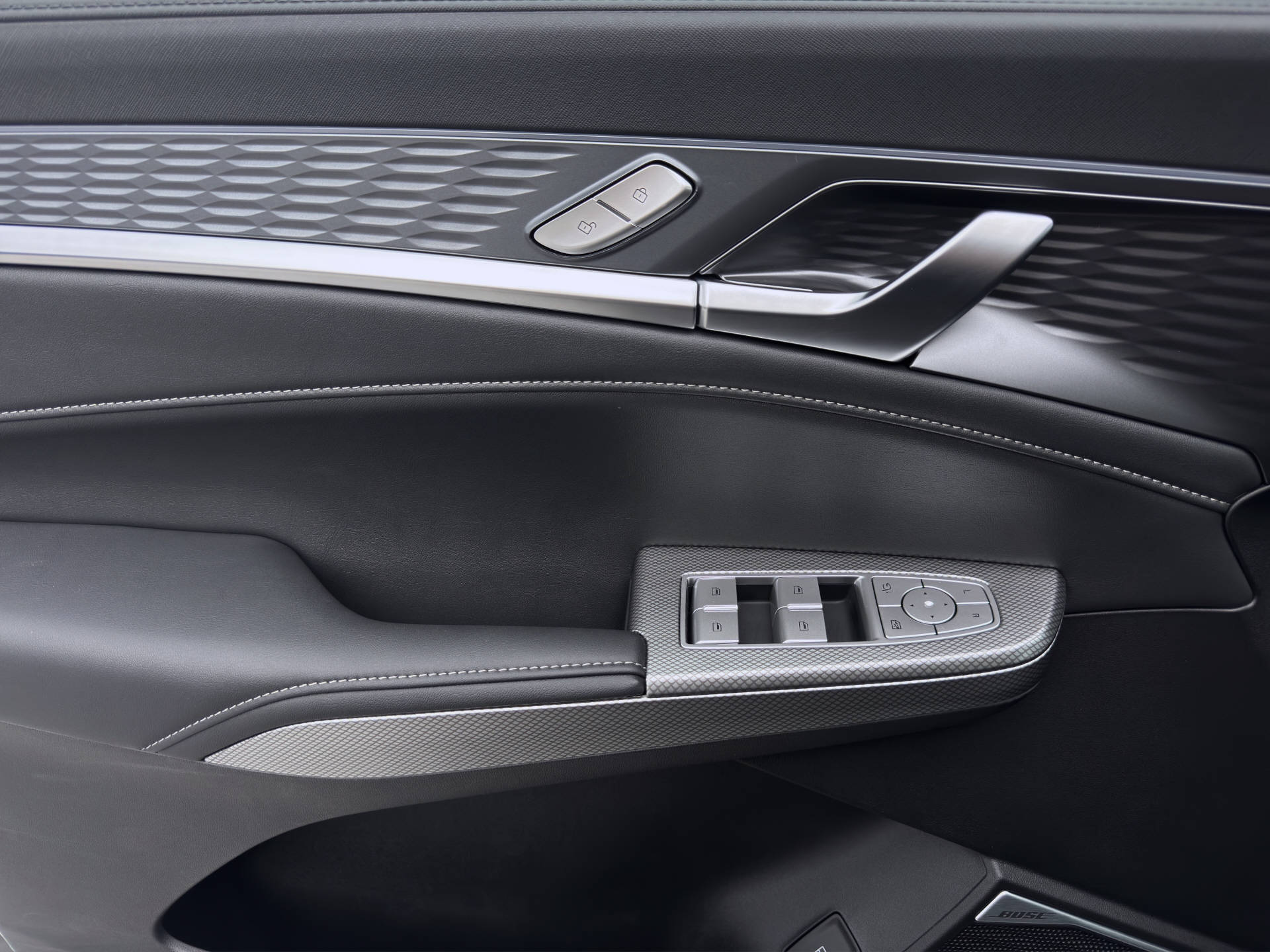 MG S9 1.5 PHEV Premium-image-6