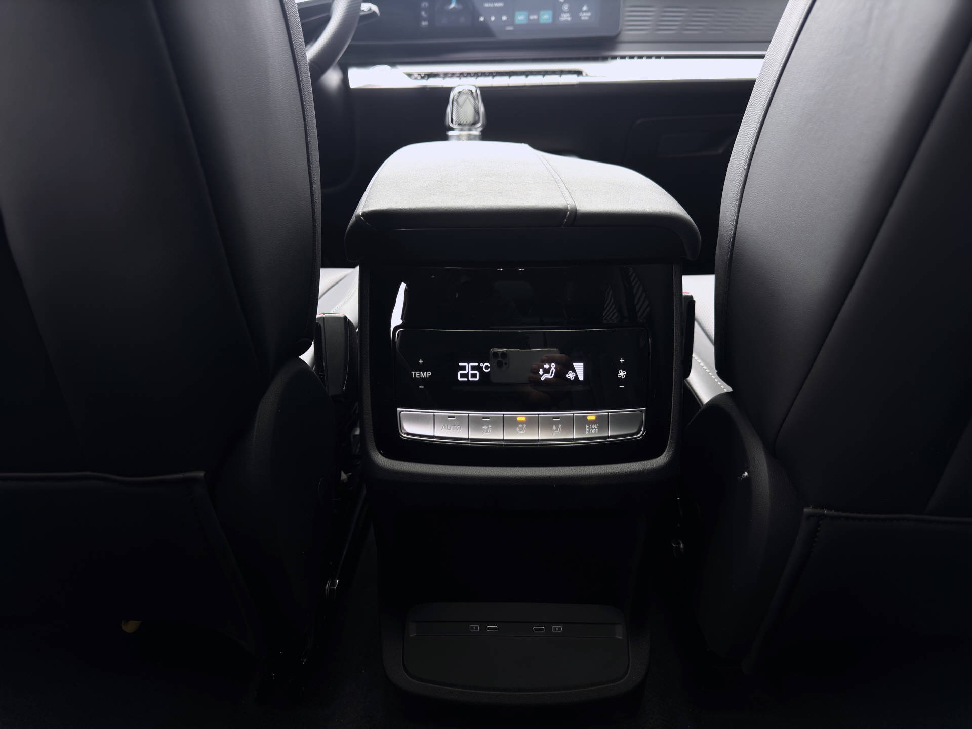 MG S9 1.5 PHEV Premium-image-12