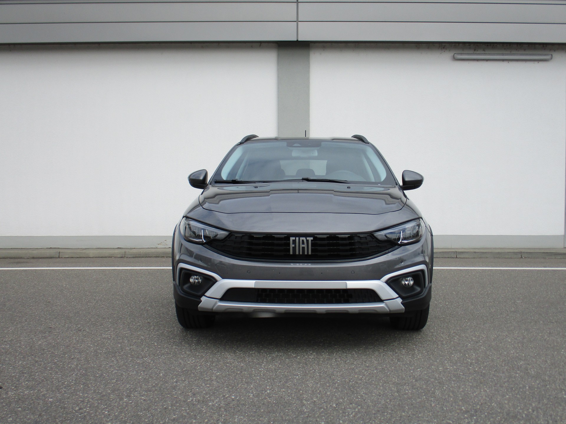FIAT Tipo 1.5 MHEV Swiss Edition Cross-image-1