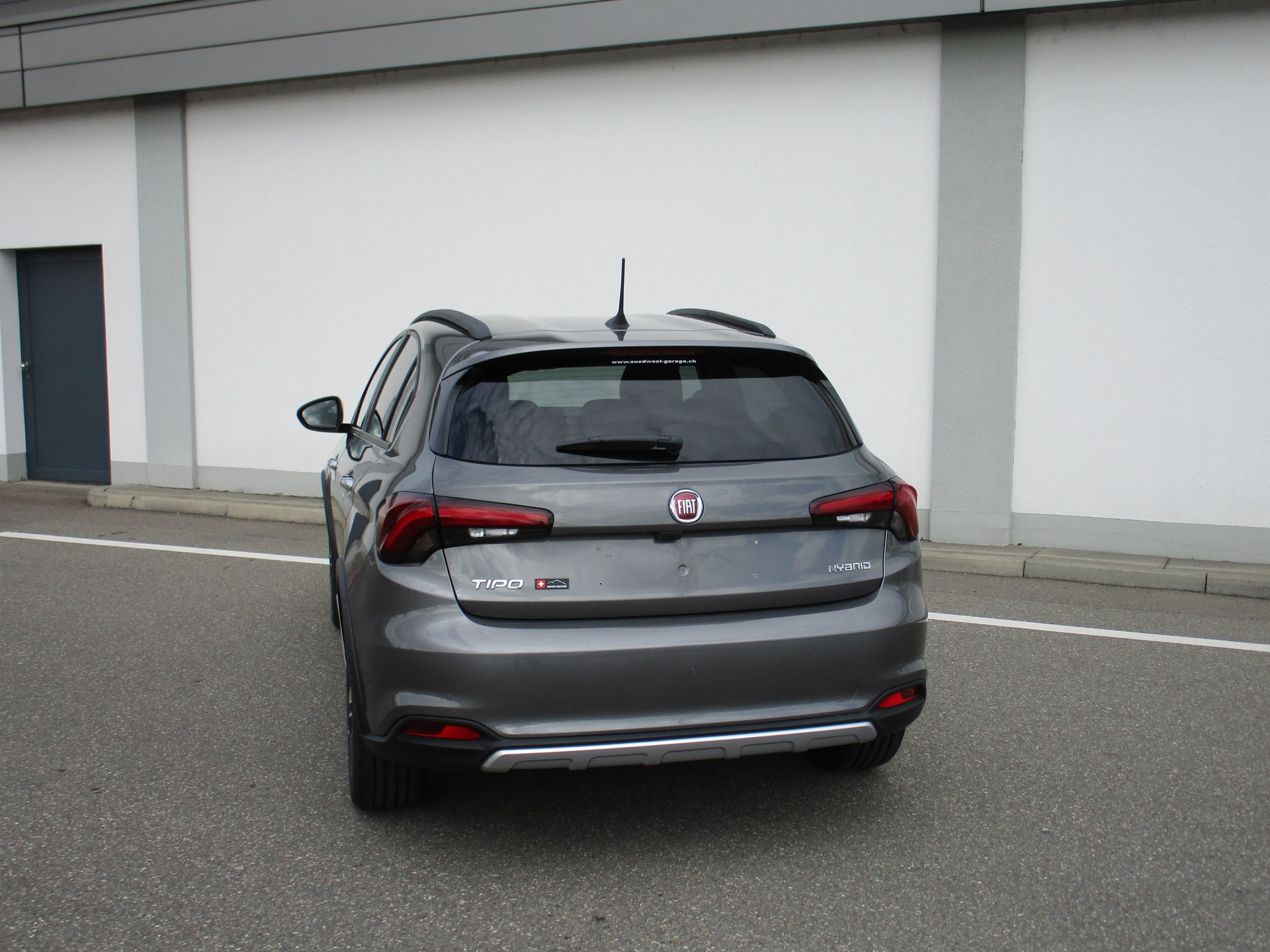 FIAT Tipo 1.5 MHEV Swiss Edition Cross-image-3