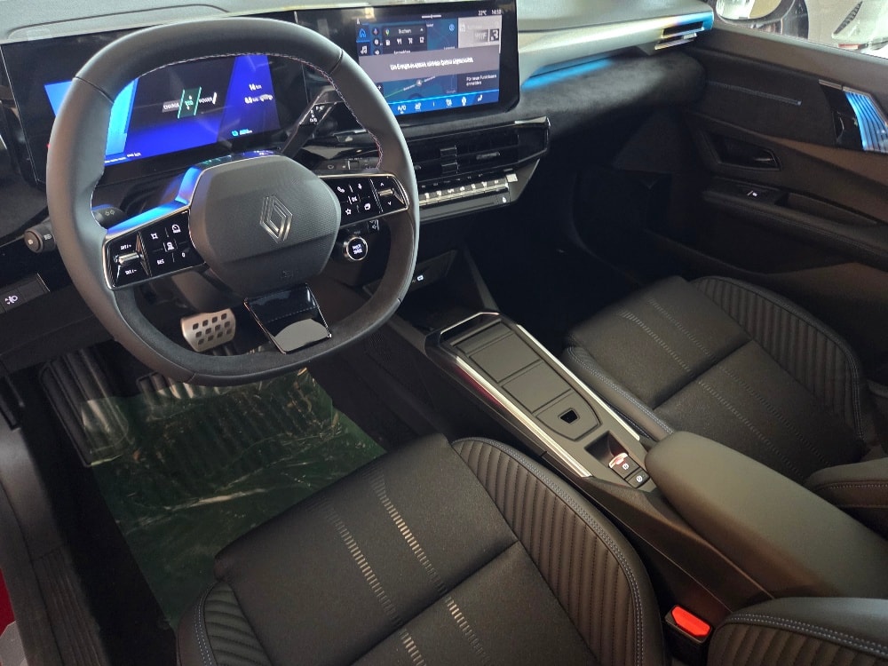 RENAULT Clio 1.8 E-Tech Esprit Alpine-image-9