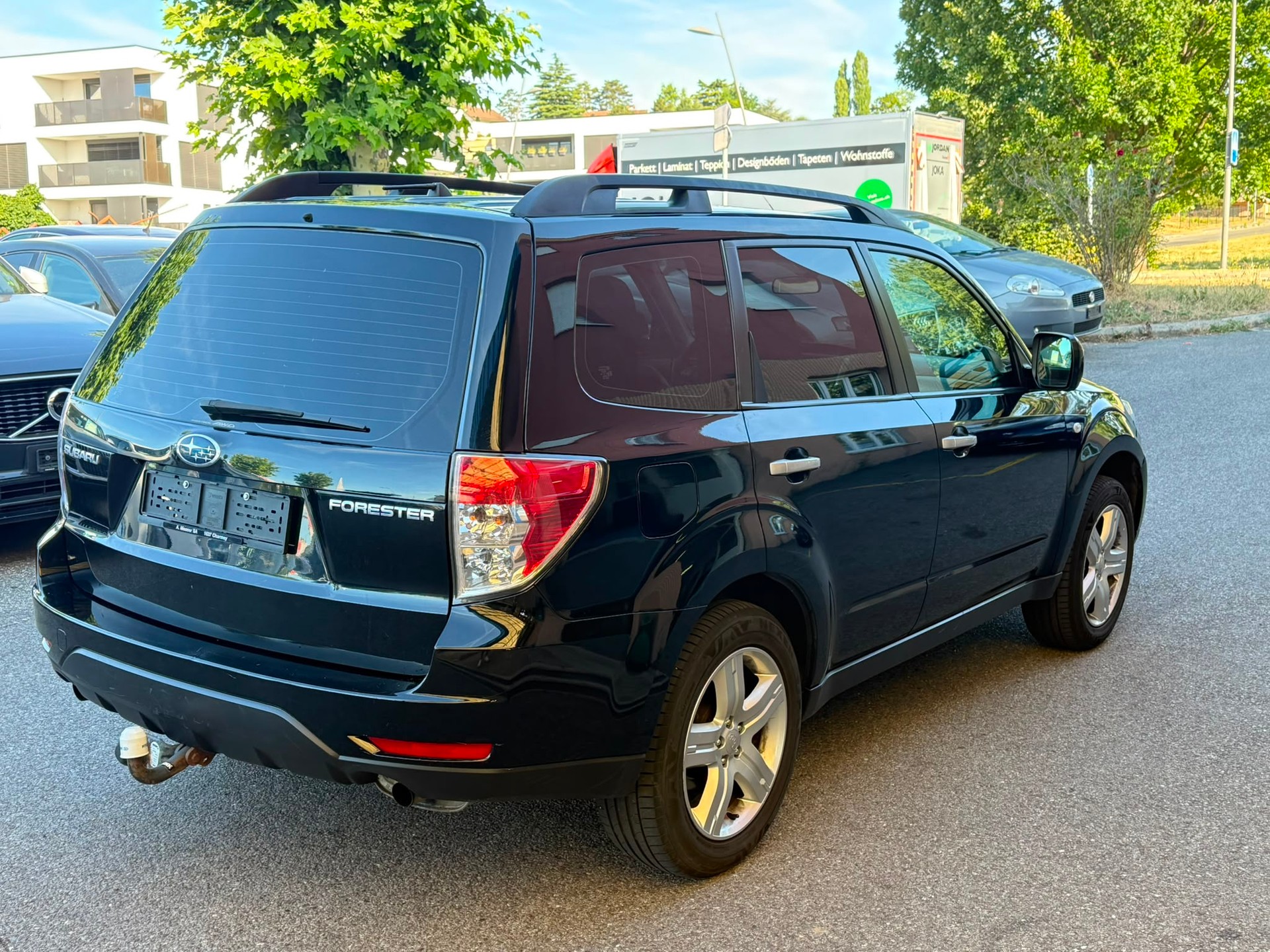 SUBARU Forester 2.0X Advantage Automatic-image-3