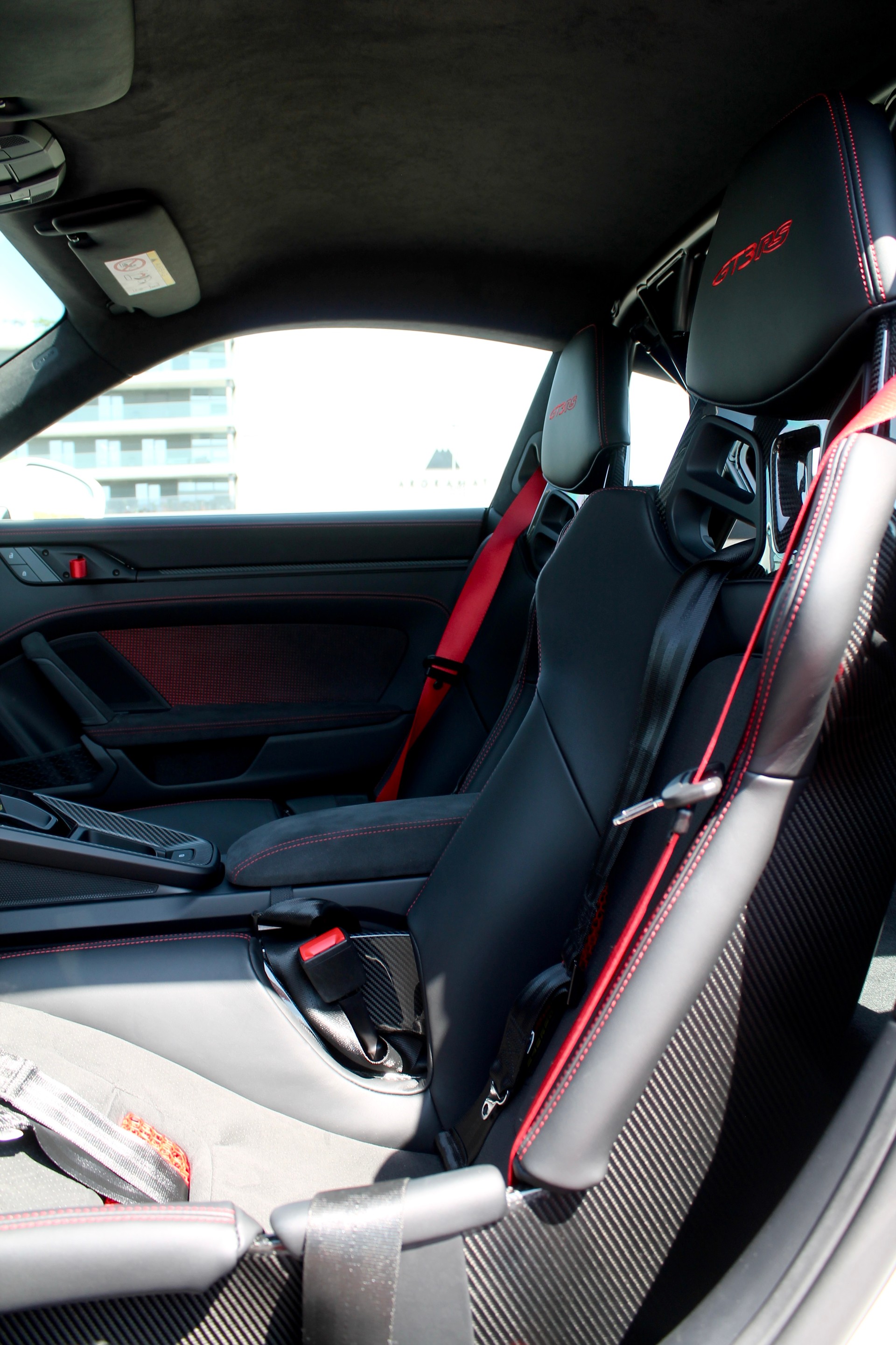 PORSCHE 911 GT3 RS-image-7