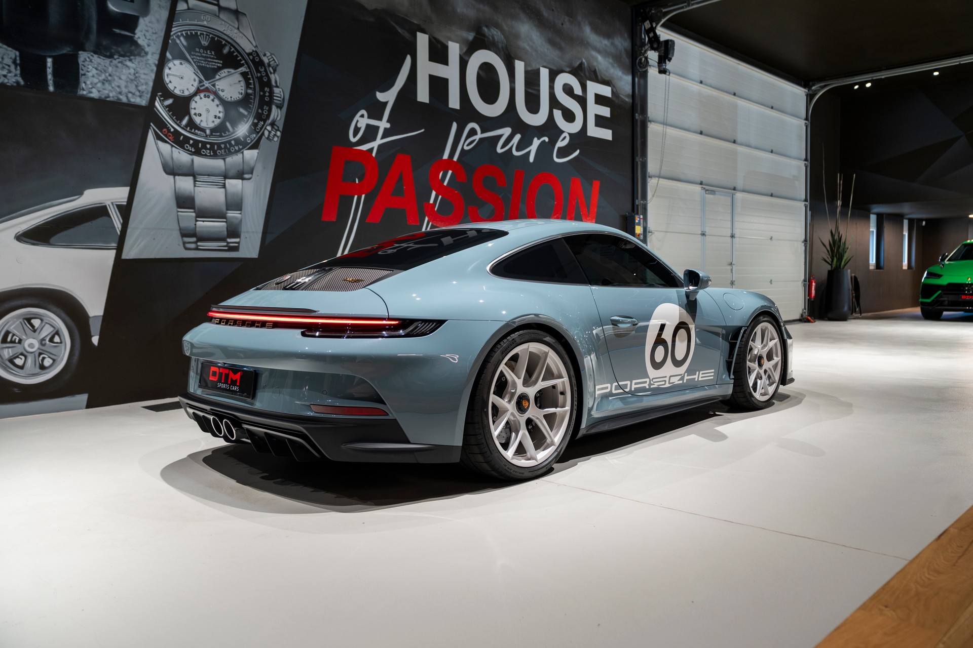PORSCHE 911 S/T-showroom-element-3