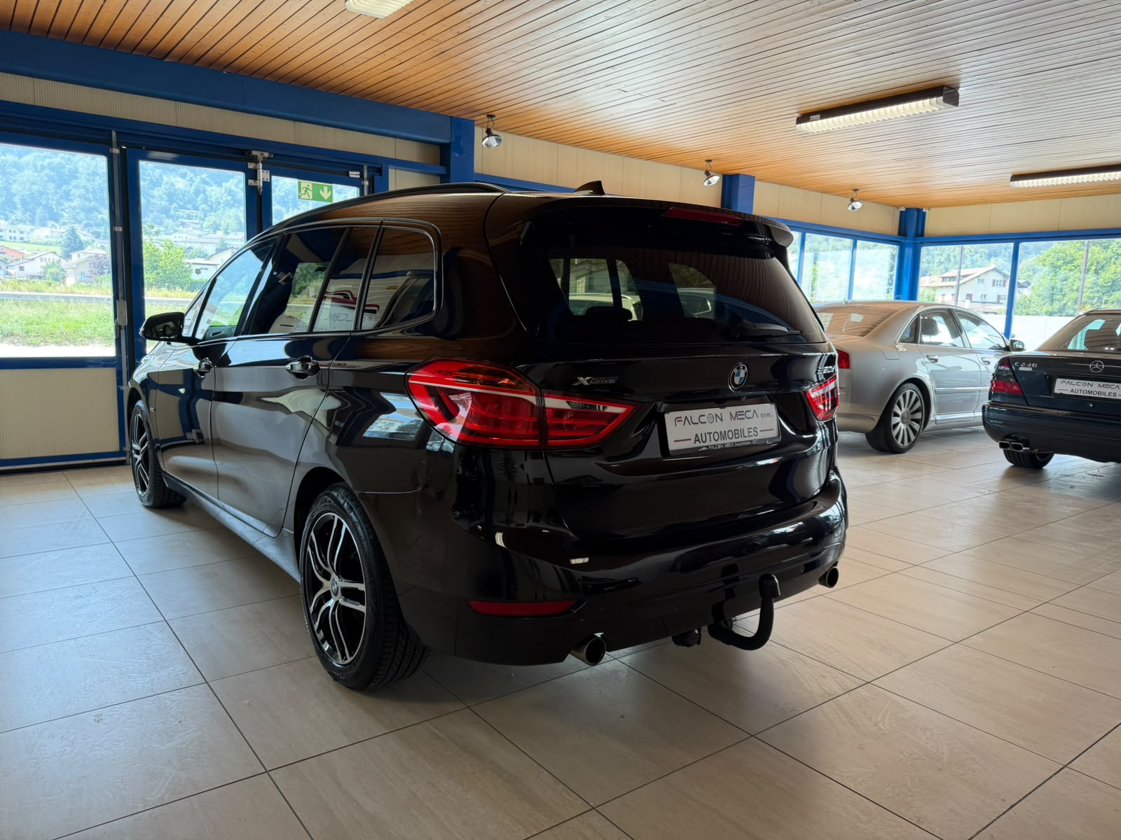 BMW 220d xDrive Gran Tourer Sport Line Steptronic-image-6
