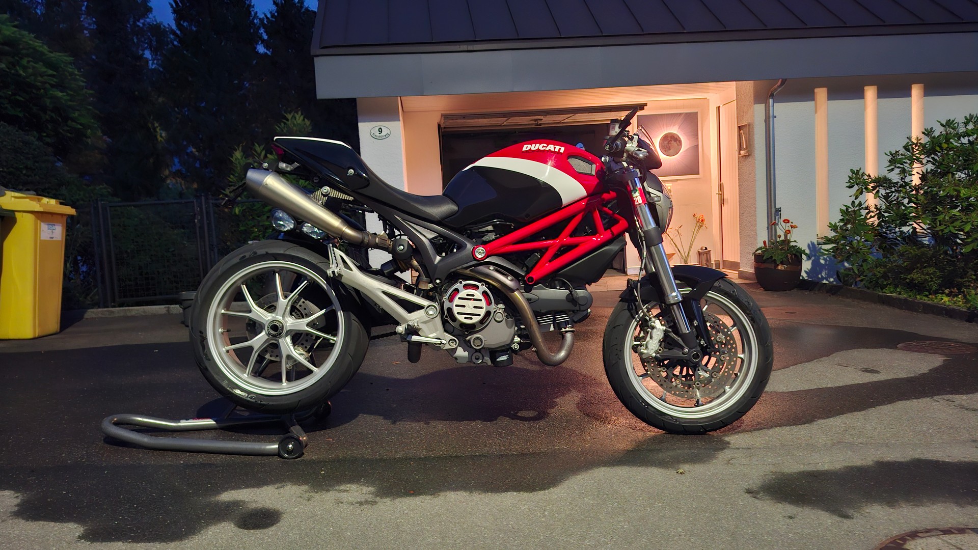 DUCATI Sport ABS-image-0