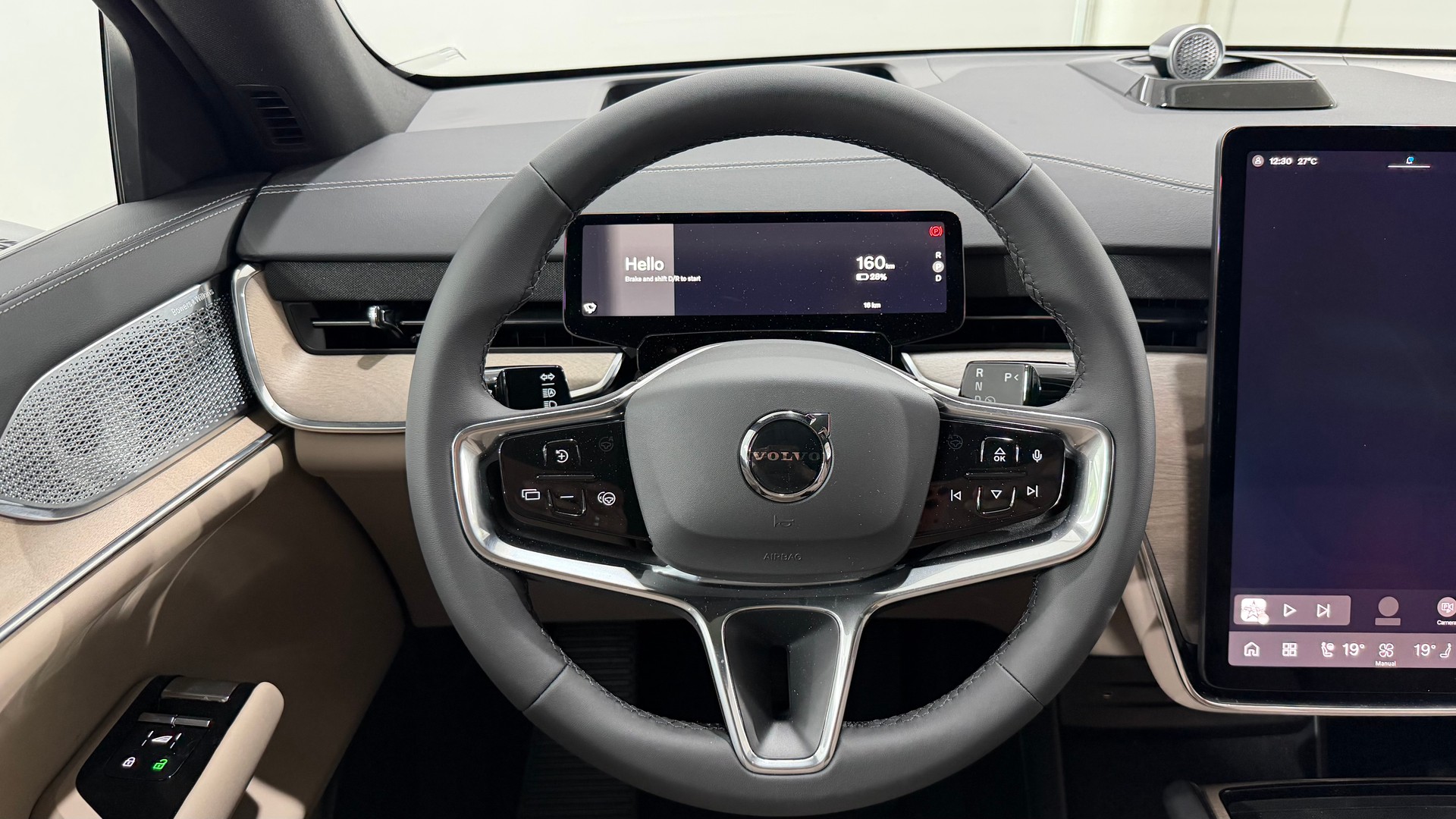 VOLVO EX 90 Twin Performance Ultra AWD-image-12