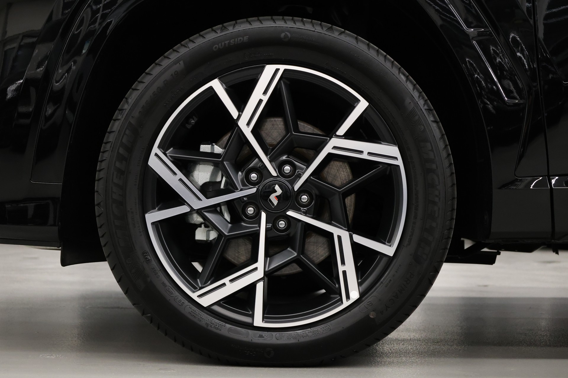 HYUNDAI Tucson 1.6 T-GDi PHEV N-Line 4WD-image-12
