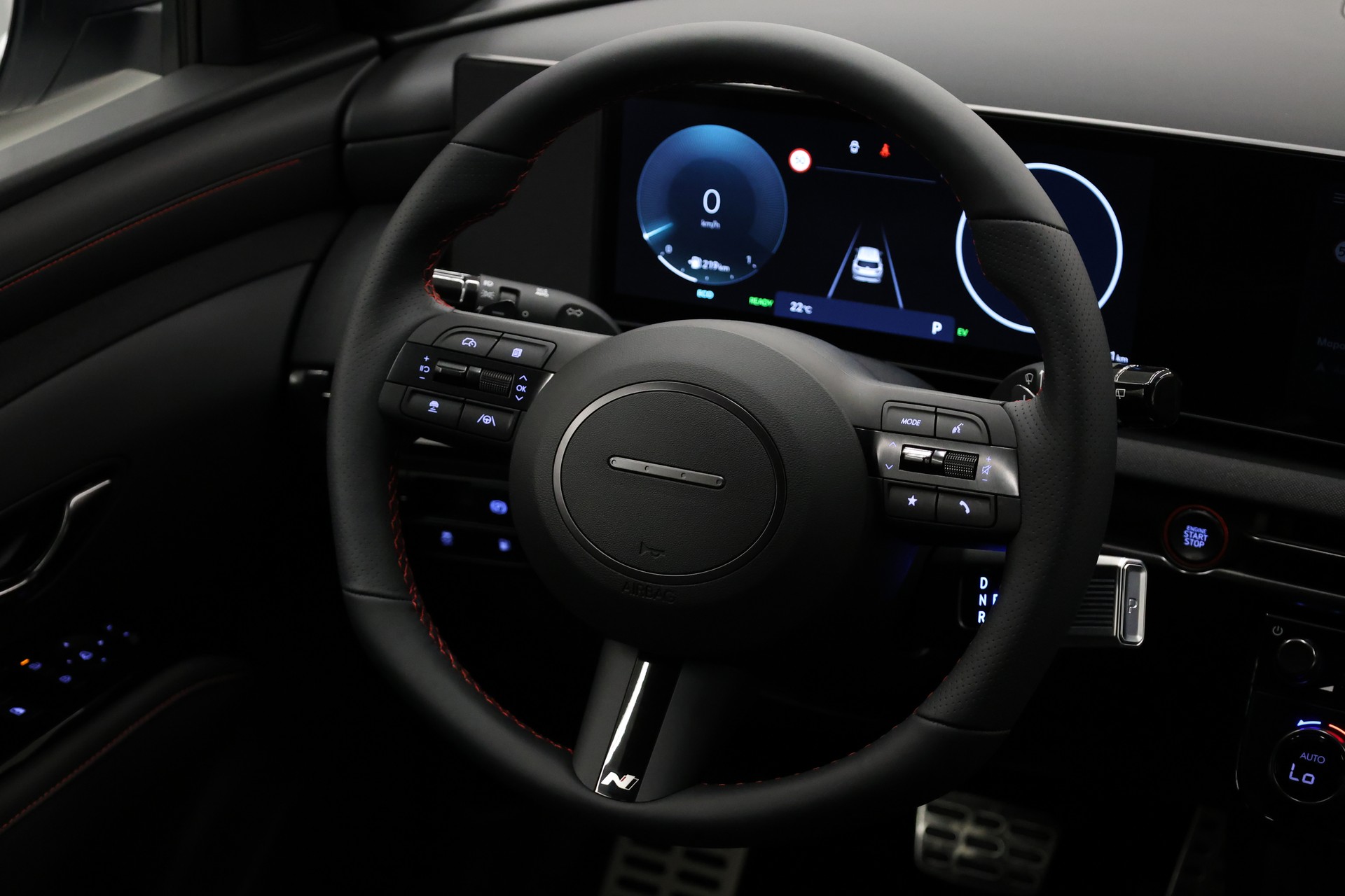 HYUNDAI Tucson 1.6 T-GDi PHEV N-Line 4WD-image-17