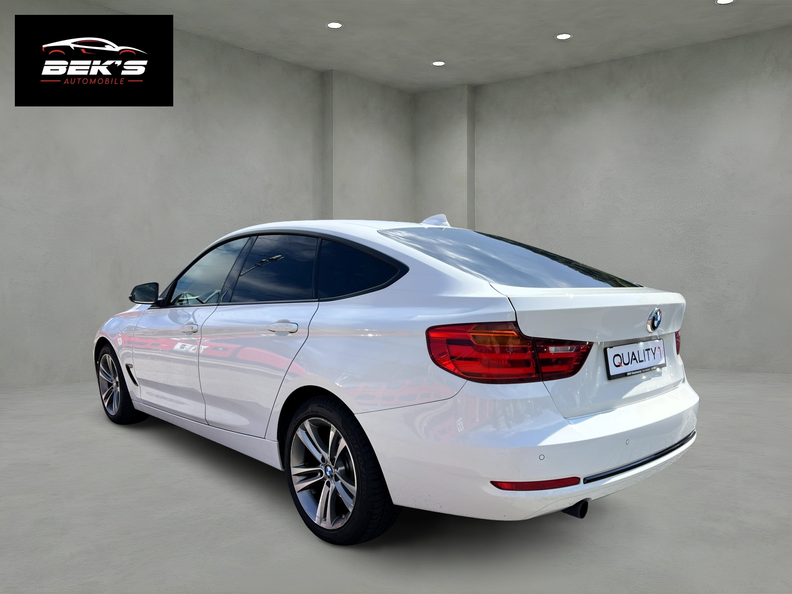 BMW 320d GT Sport Line Steptronic-showroom-element-2