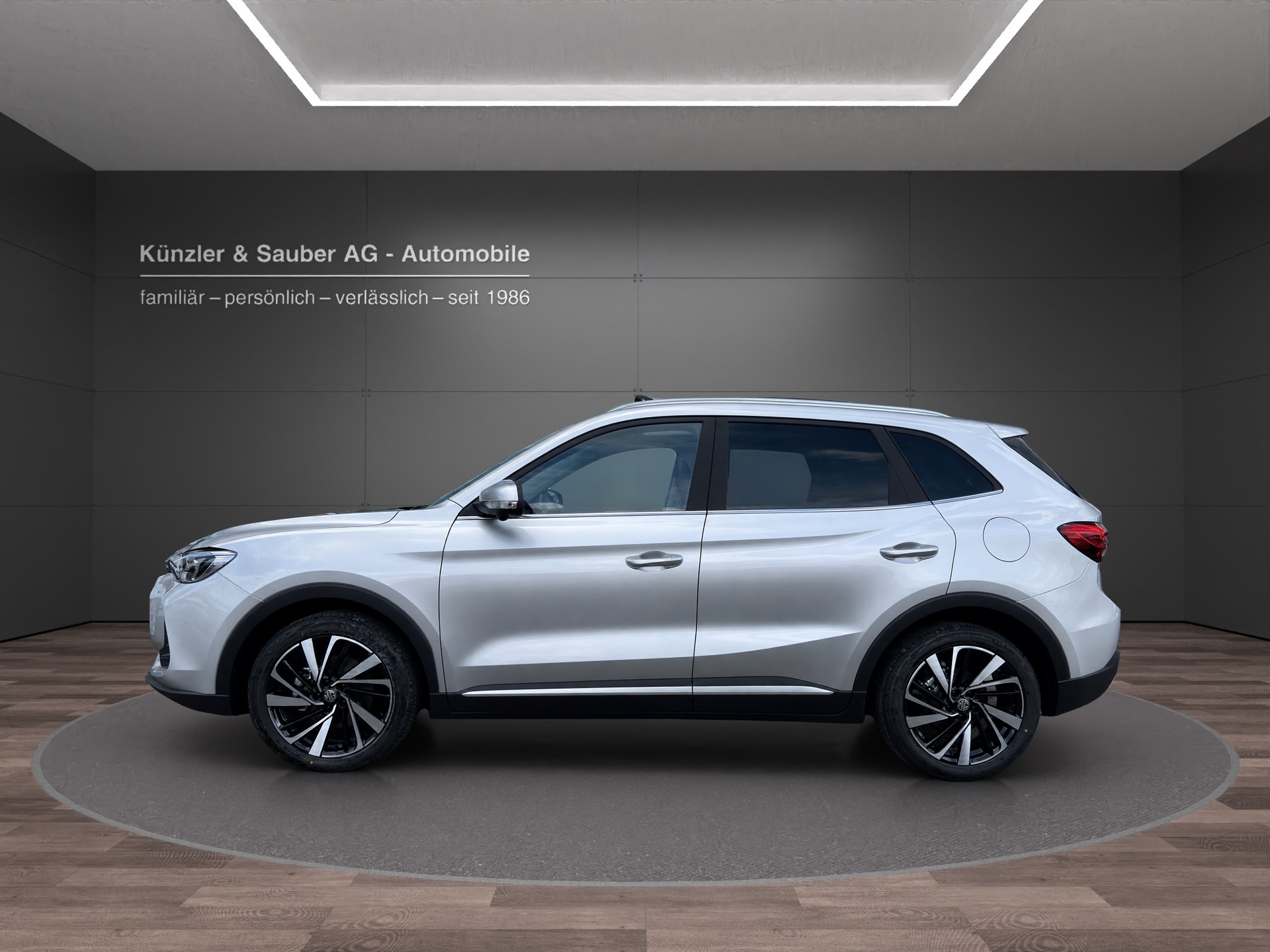 MG ZS 1.5 HEV Luxury mit Panoramadach-showroom-element-1