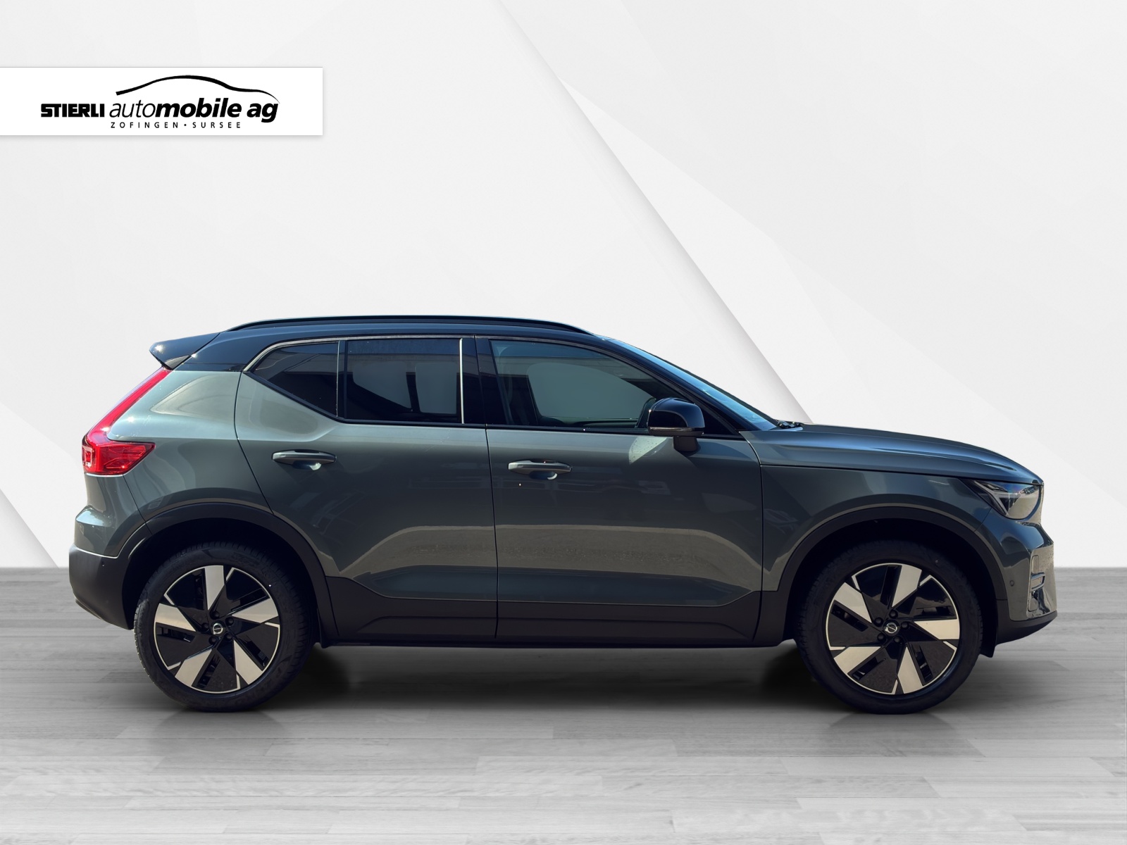VOLVO EX40 Extended Plus-showroom-element-3
