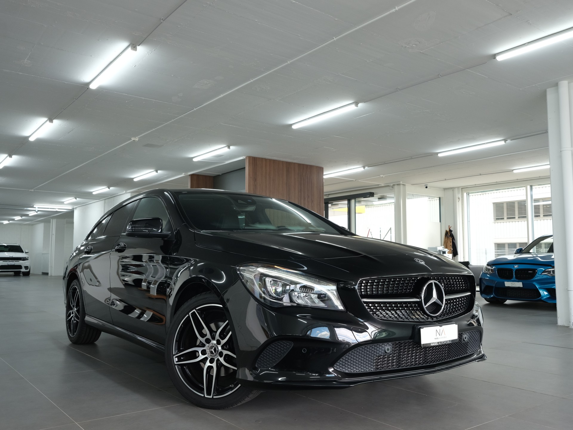 MERCEDES-BENZ CLA Shooting Brake 200 AMG Line 7G-DCT *Panorama* *Rückfahrkamera* *Night Star*