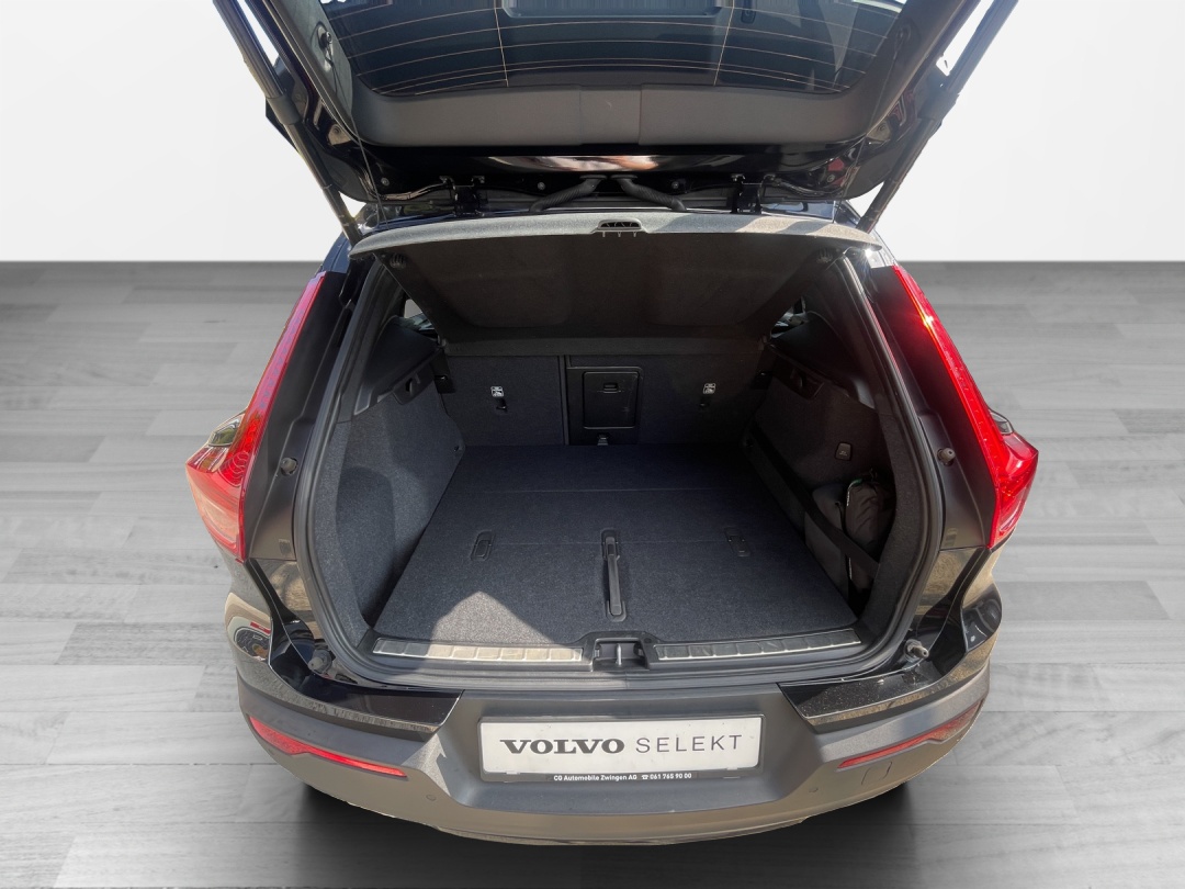 VOLVO XC40 T5 AWD R-Design Geartronic-image-12