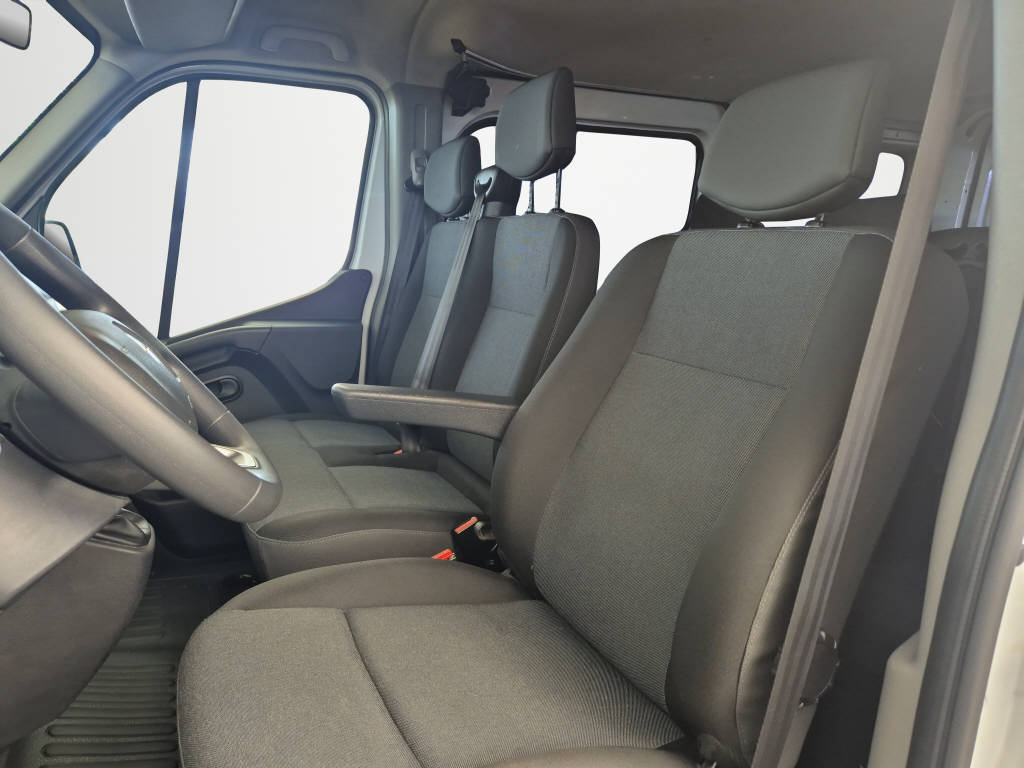 RENAULT Master Kombi 3.0 t L1H1 2.3 dCi 135 TwinTurbo-image-13