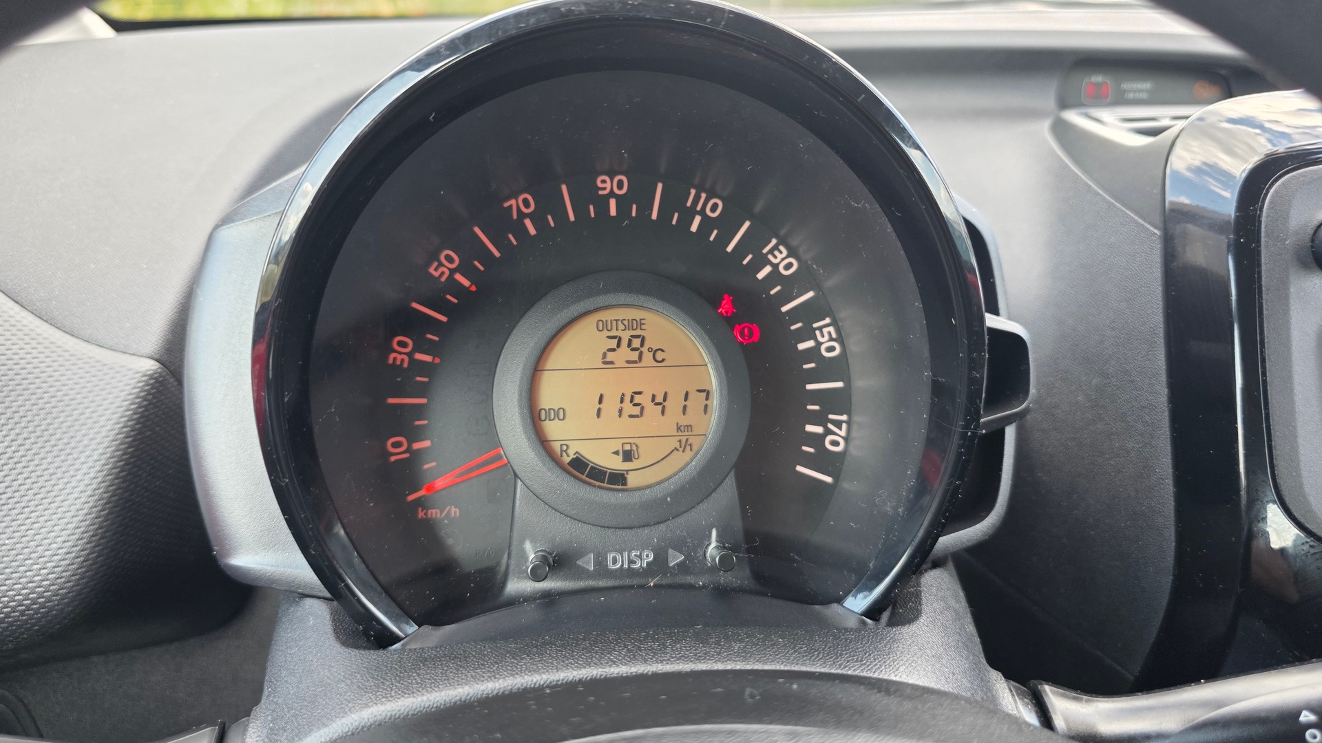 CITROEN C1 1.0 VTi Shine Stop&Start-image-8