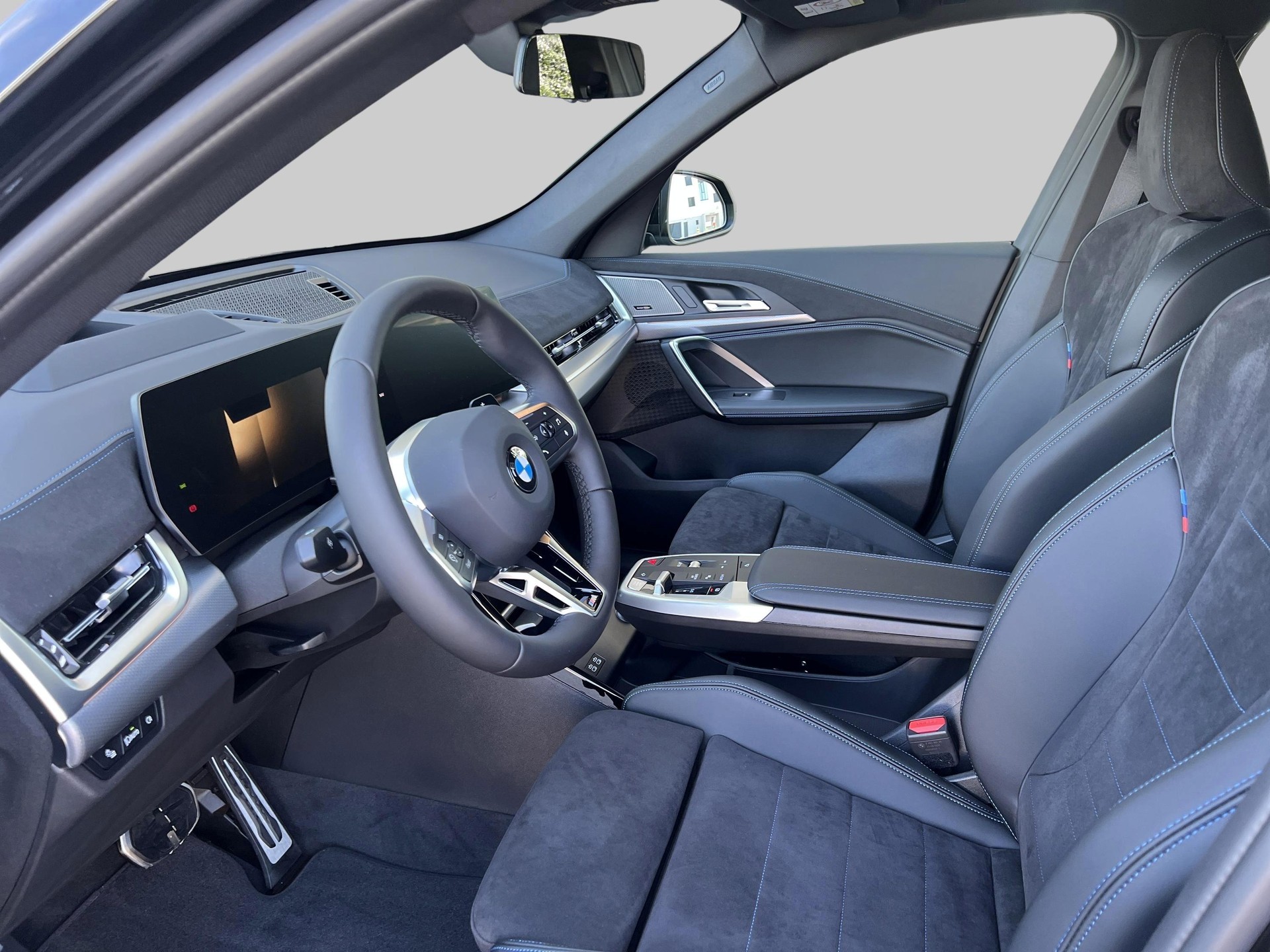 BMW X1 sDr 20i 48V M Sport-showroom-element-2