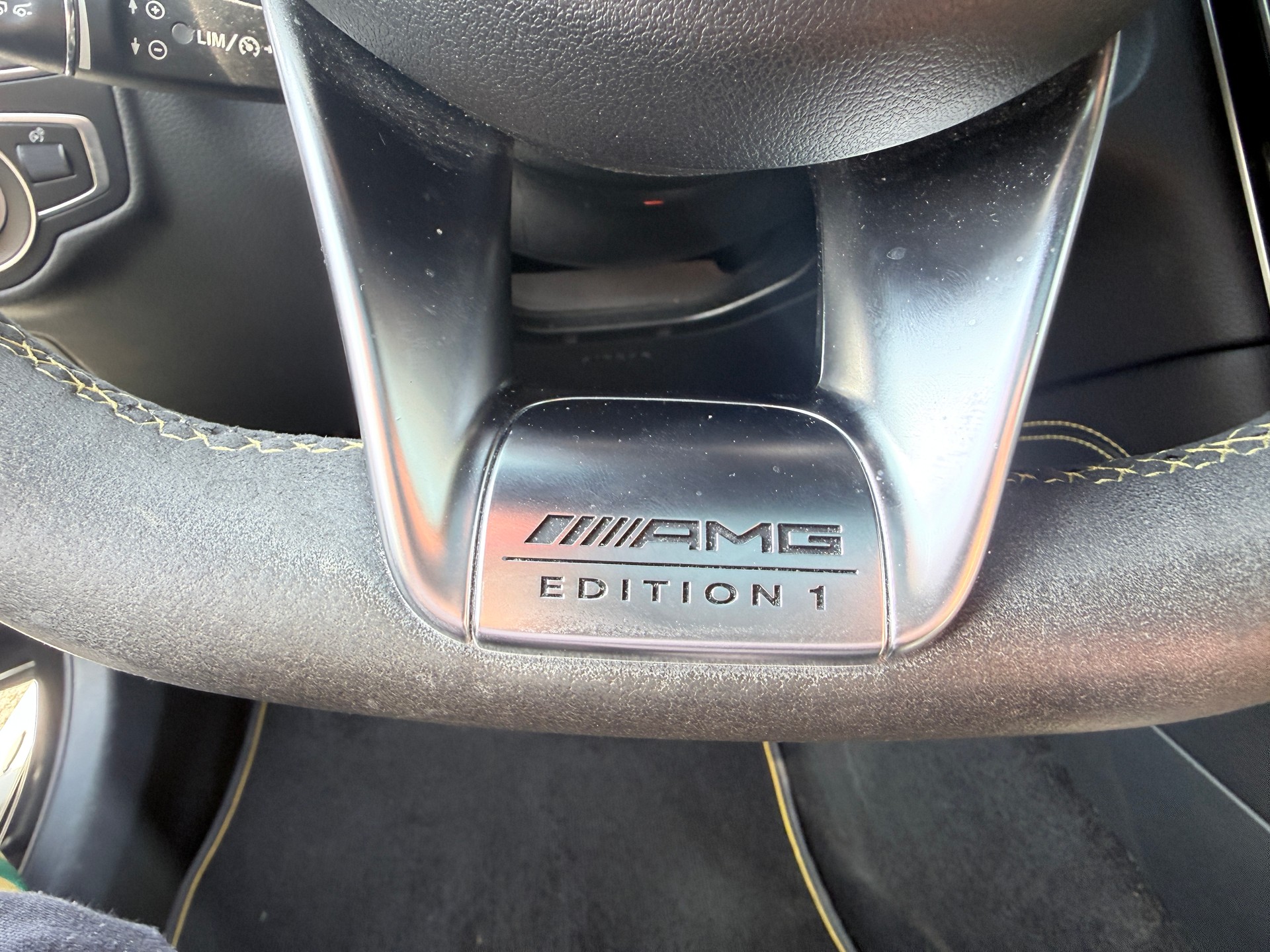 MERCEDES-BENZ GLC 63 S AMG Edition 1 4Matic+ 9G-Tronic-image-22