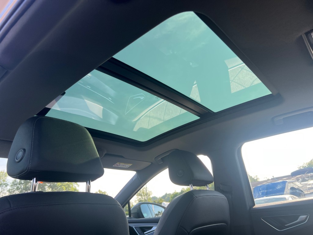 AUDI Q4 e-tron 45 quattro-image-20