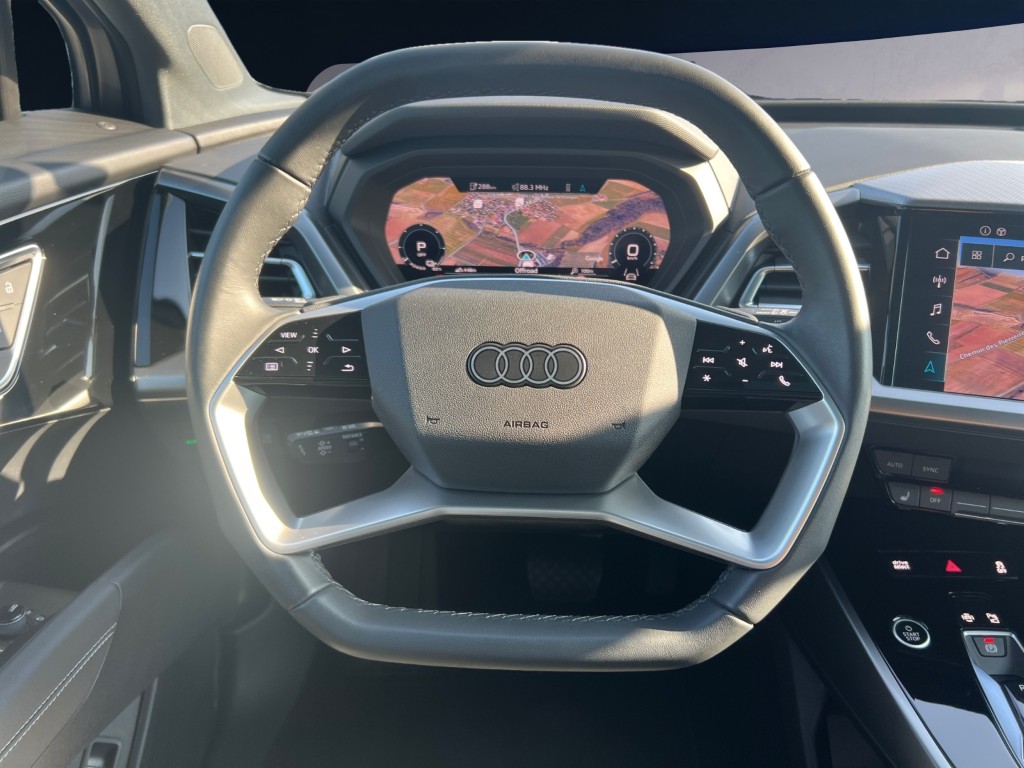 AUDI Q4 e-tron 45 quattro-image-12