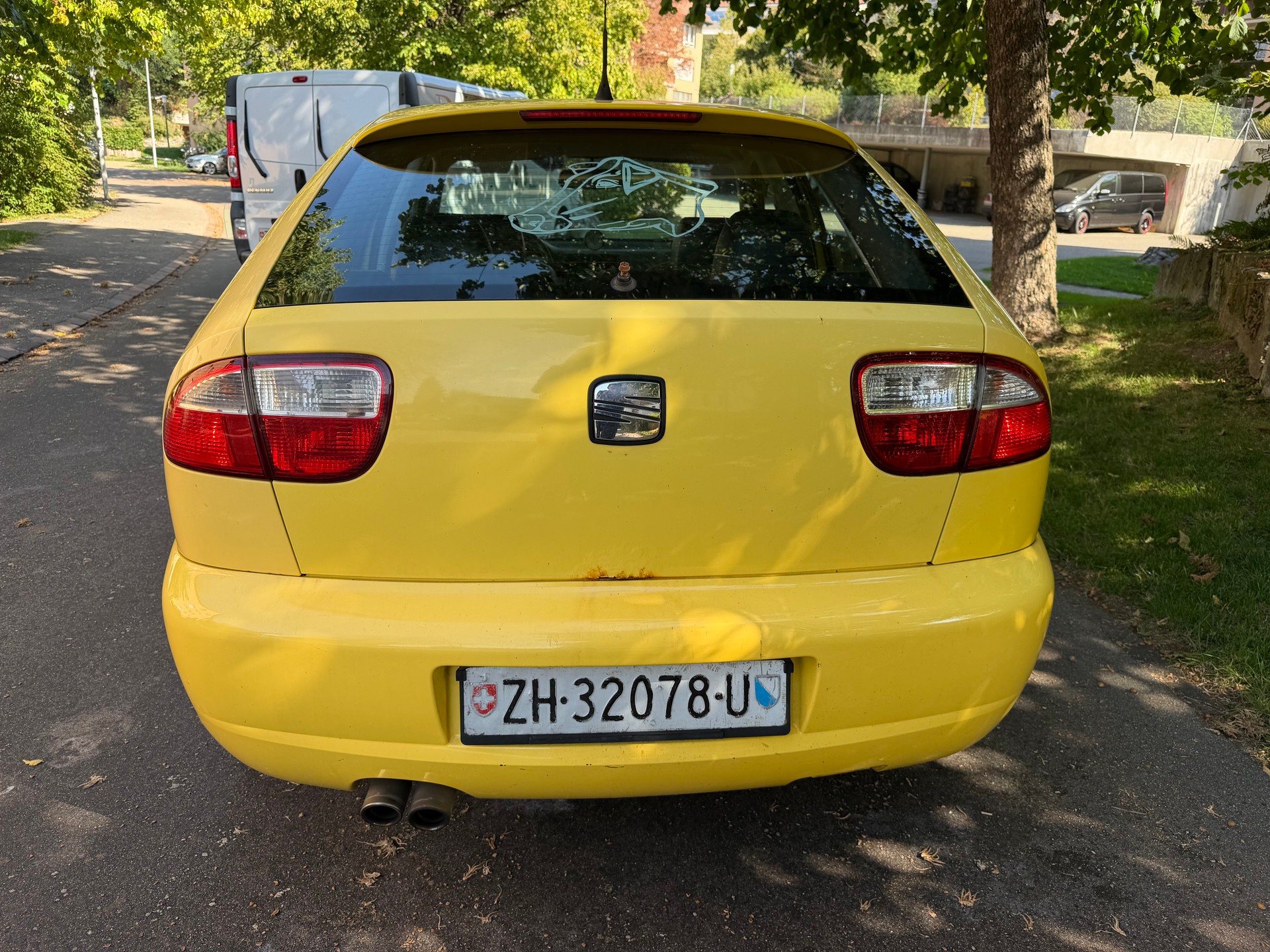 SEAT Leon 2.8 Cupra 4-showroom-element-3