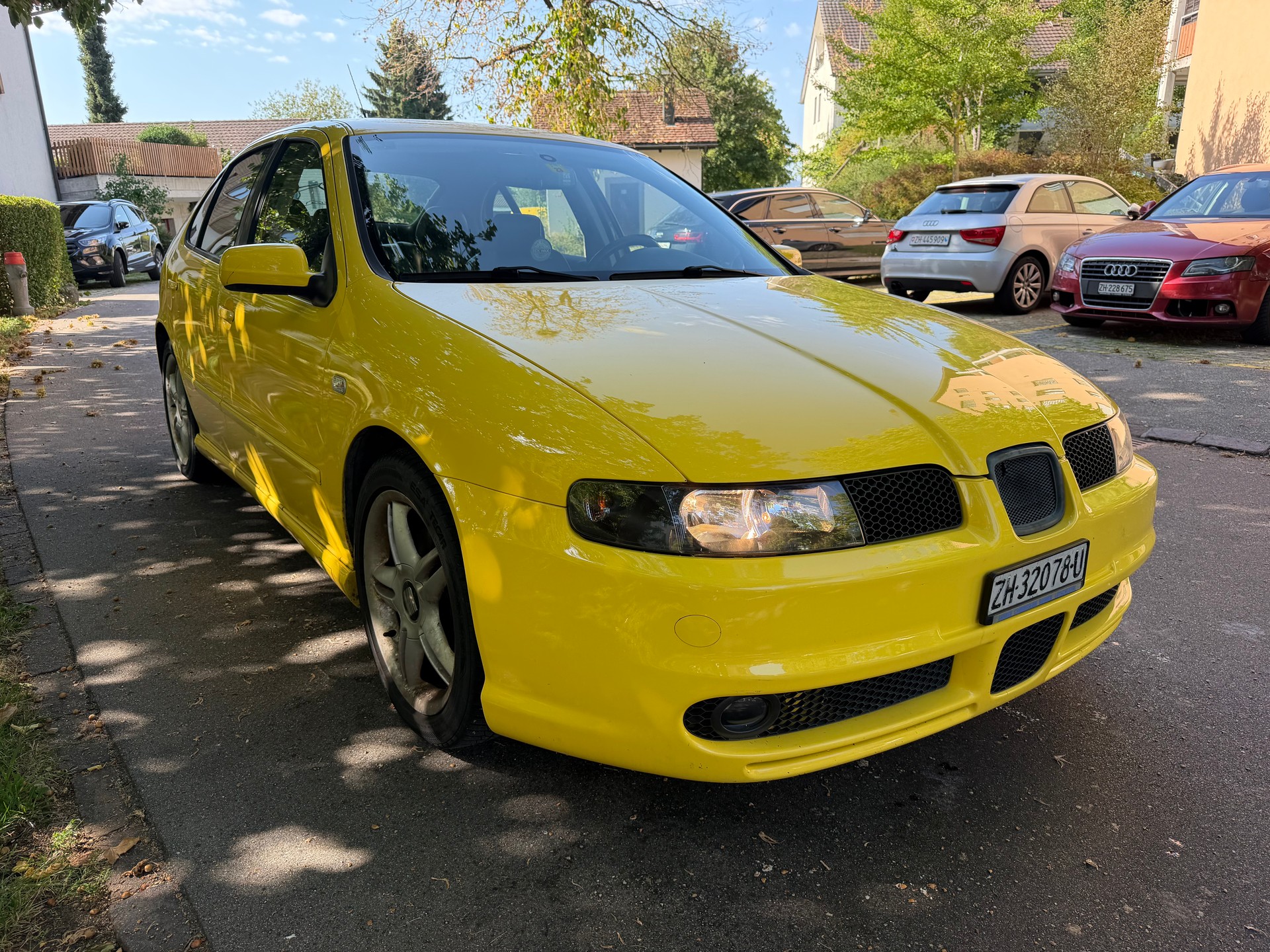 SEAT Leon 2.8 Cupra 4-showroom-element-1