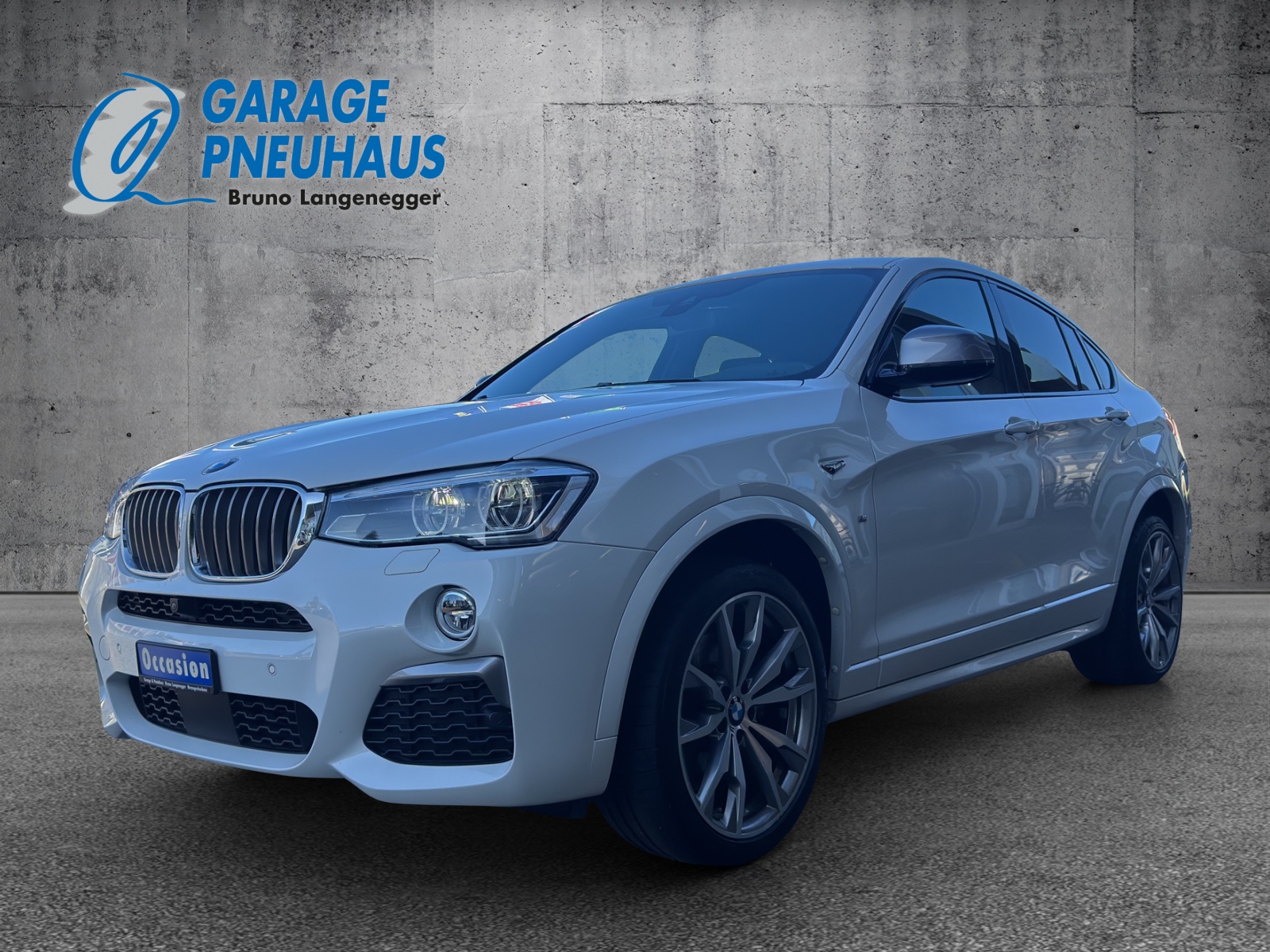 BMW X4 M 40i Steptronic-showroom-element-1