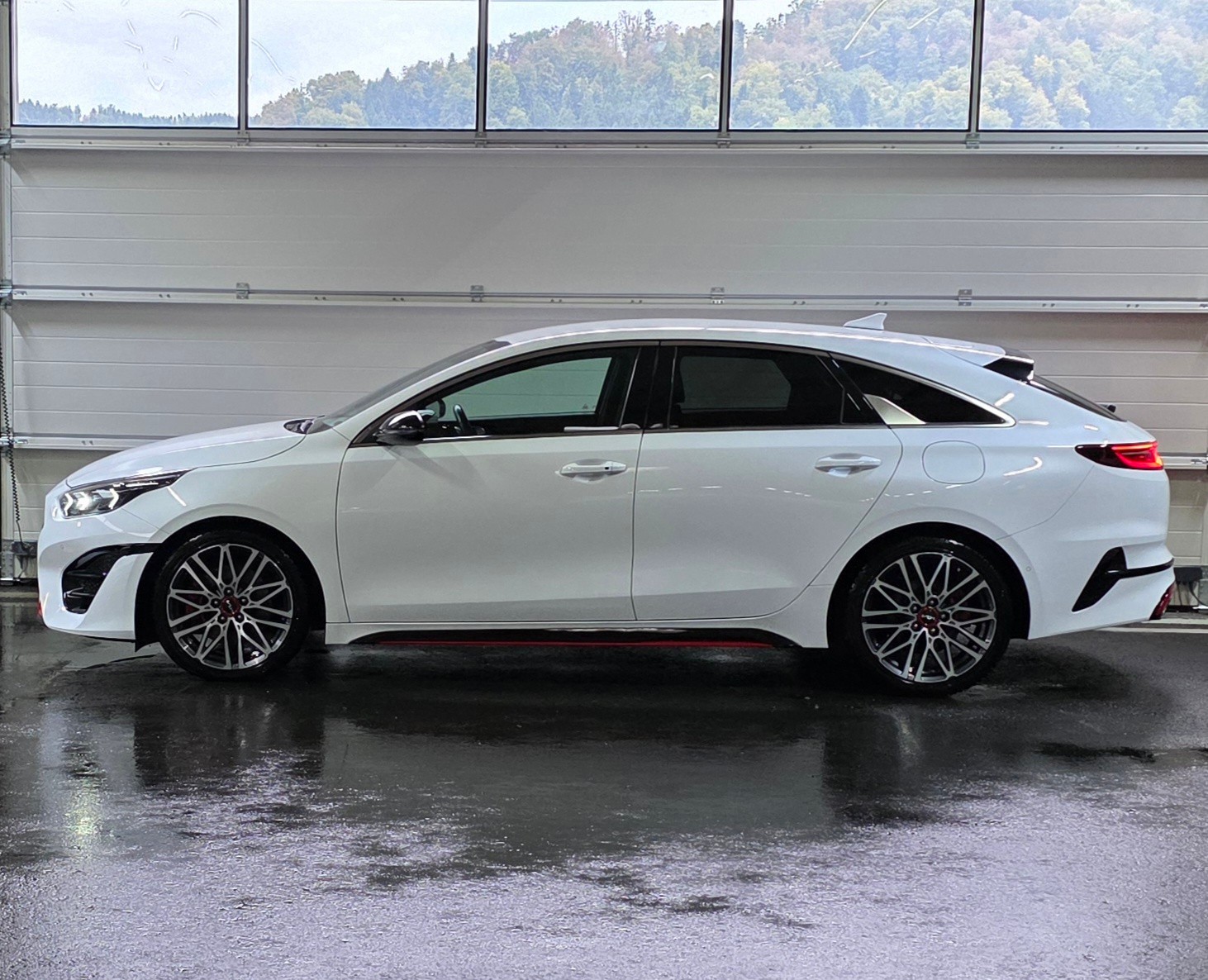 KIA ProCeed 1.6 T-GDi GT DCT *Werksgarantie bis 2030*Sitz-&Lenkradheizung*Spurhalteassistent*Rückfahrkamera*-showroom-element-1