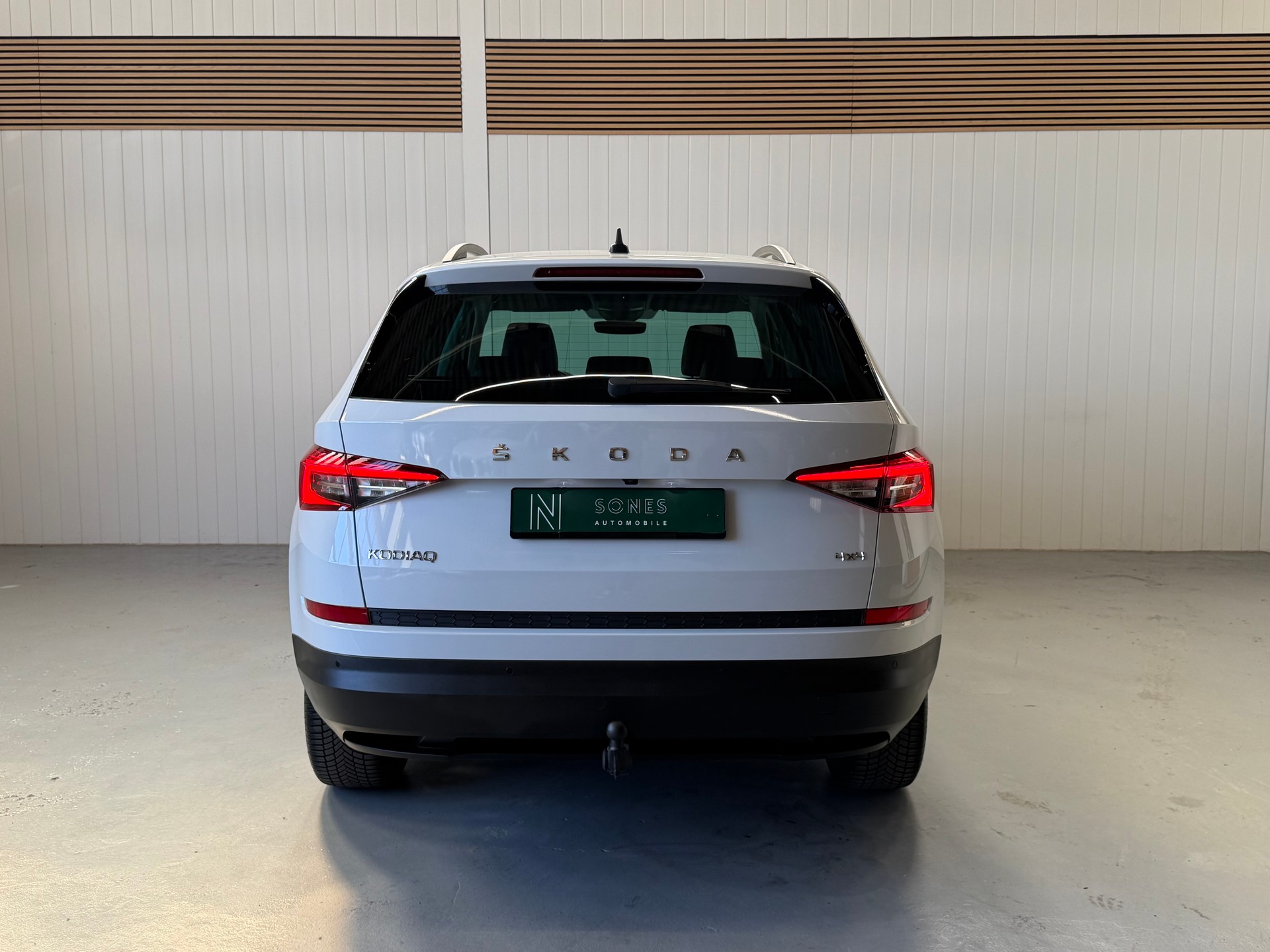 SKODA Kodiaq 2.0 TDI SCR Style 7Plätzer 4x4 DSG frisch ab Service & MfK-image-25