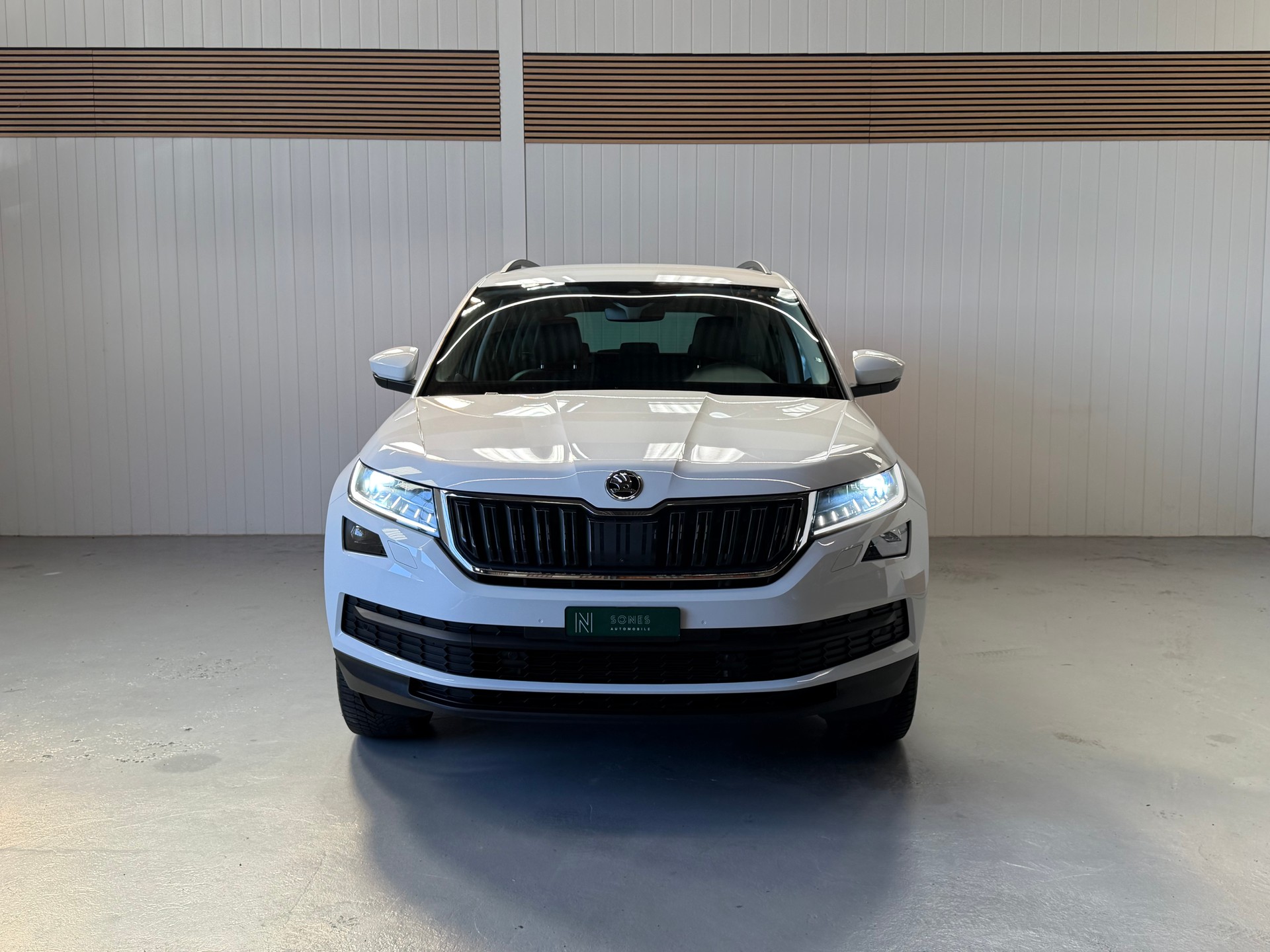 SKODA Kodiaq 2.0 TDI SCR Style 7Plätzer 4x4 DSG frisch ab Service & MfK-image-7