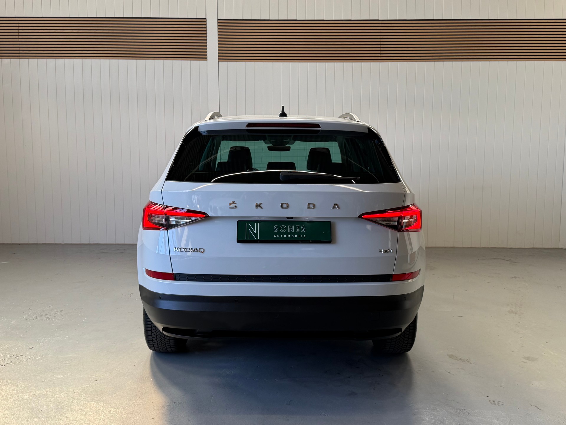 SKODA Kodiaq 2.0 TDI SCR Style 7Plätzer 4x4 DSG frisch ab Service & MfK-showroom-element-3
