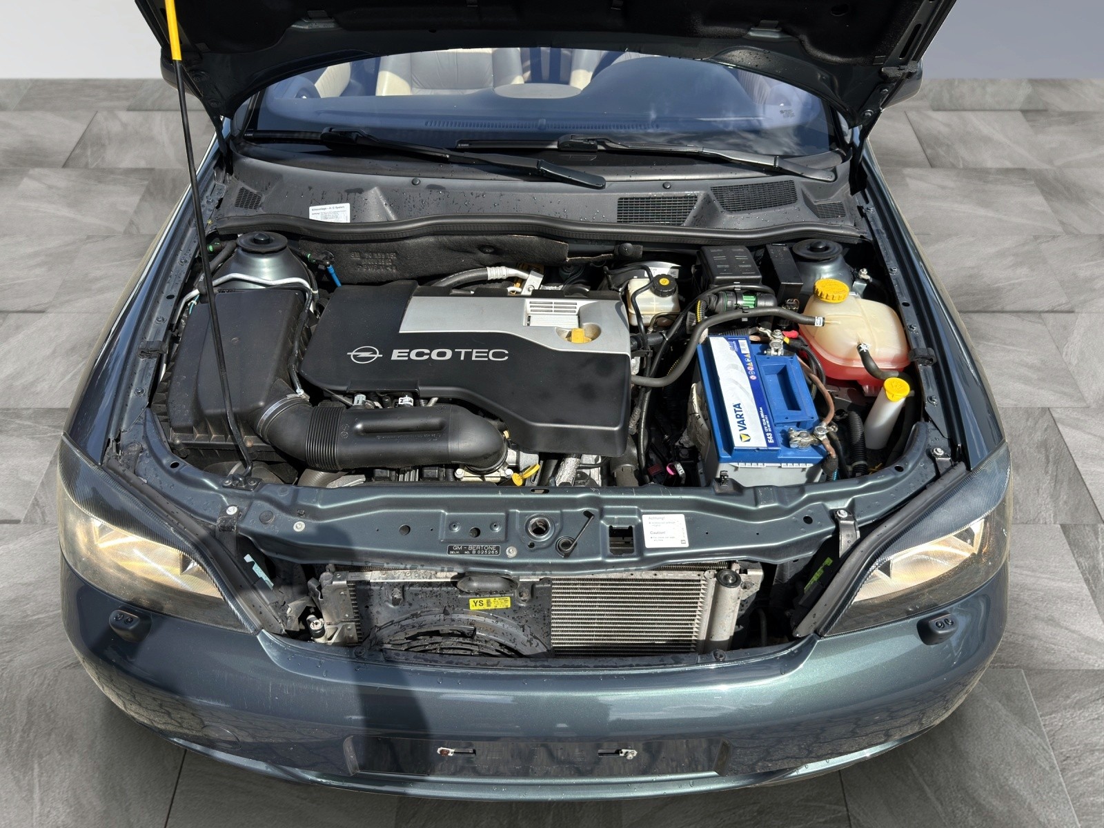 OPEL Astra Cabrio 2.2i 16V Bertone-image-14