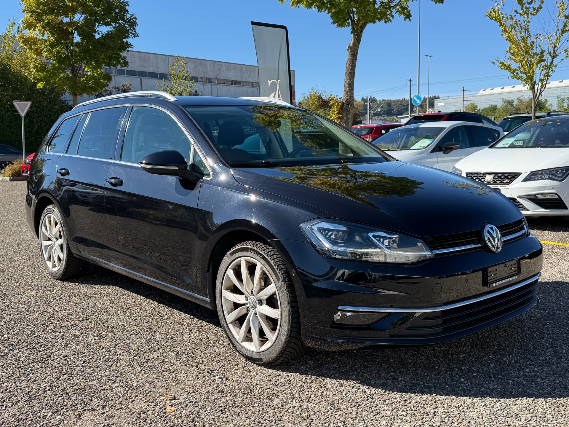 VW Golf Variant 2.0 TDI Highline 4Motion DSG-showroom-element-2