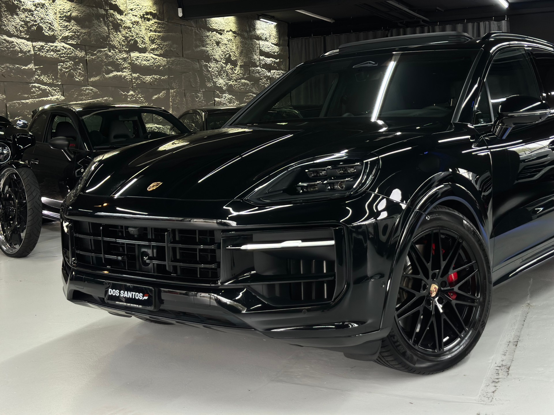 PORSCHE Cayenne GTS Tiptronic-image-1