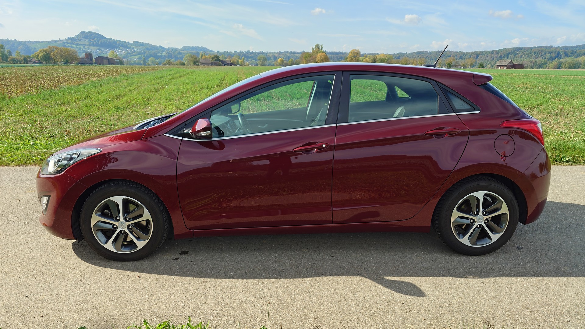 HYUNDAI i30 1.6 GDI Amplia-showroom-element-1