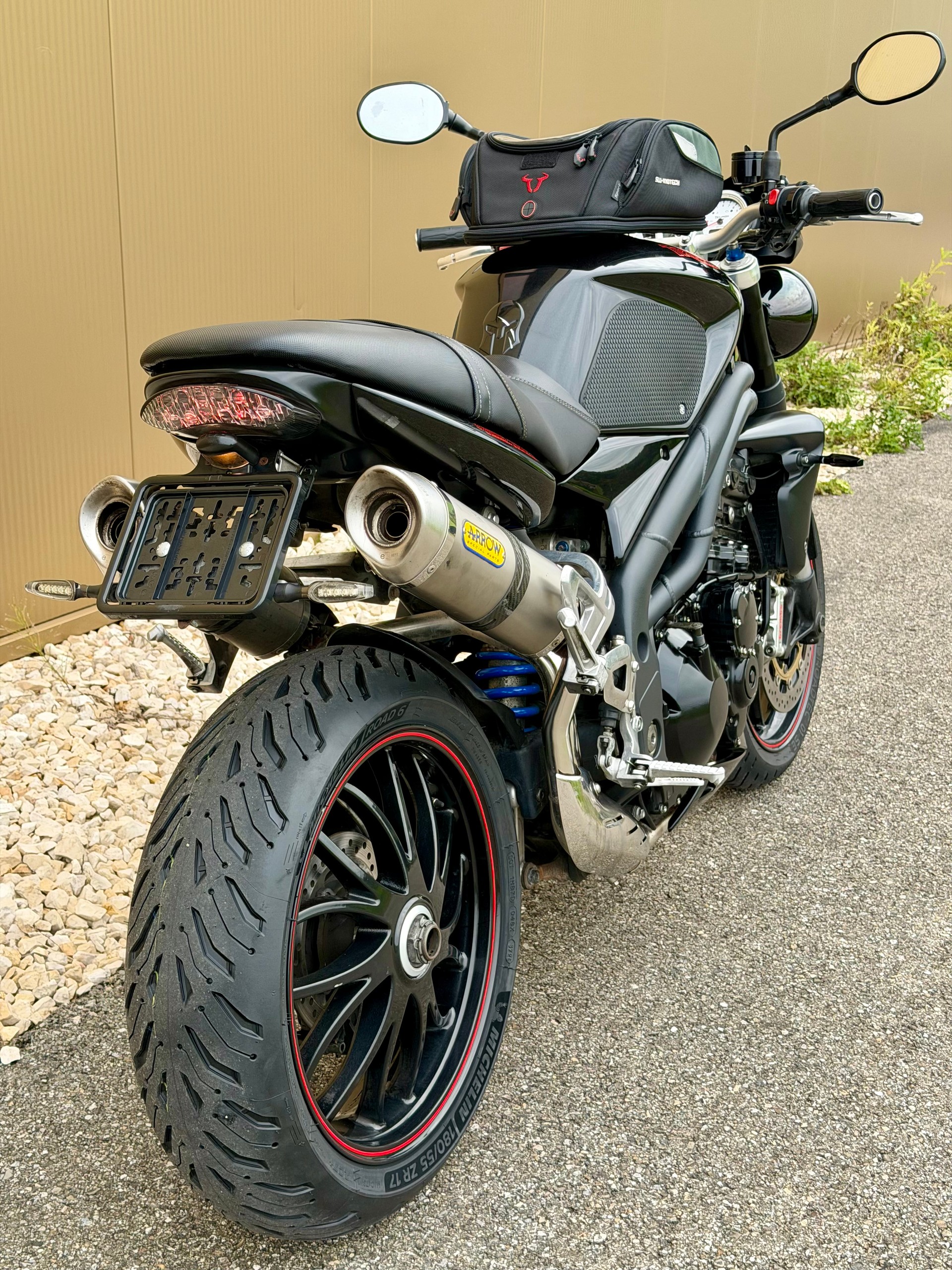 TRIUMPH Speed Triple 1050-image-5