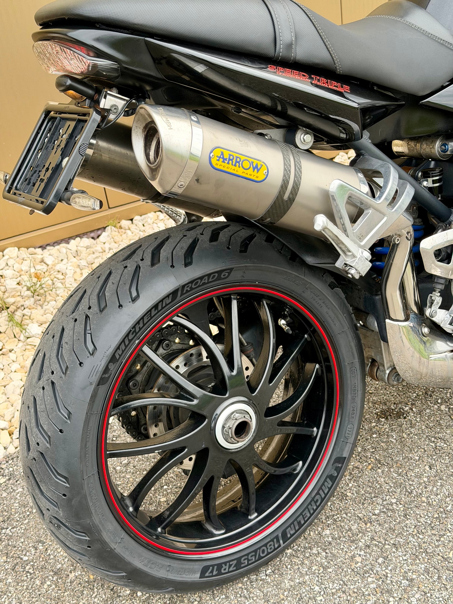 TRIUMPH Speed Triple 1050-image-6