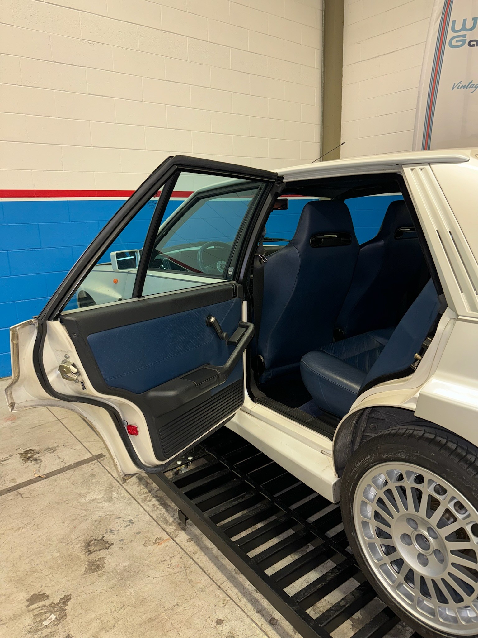 LANCIA Delta HF Integrale Evo 4V-image-15