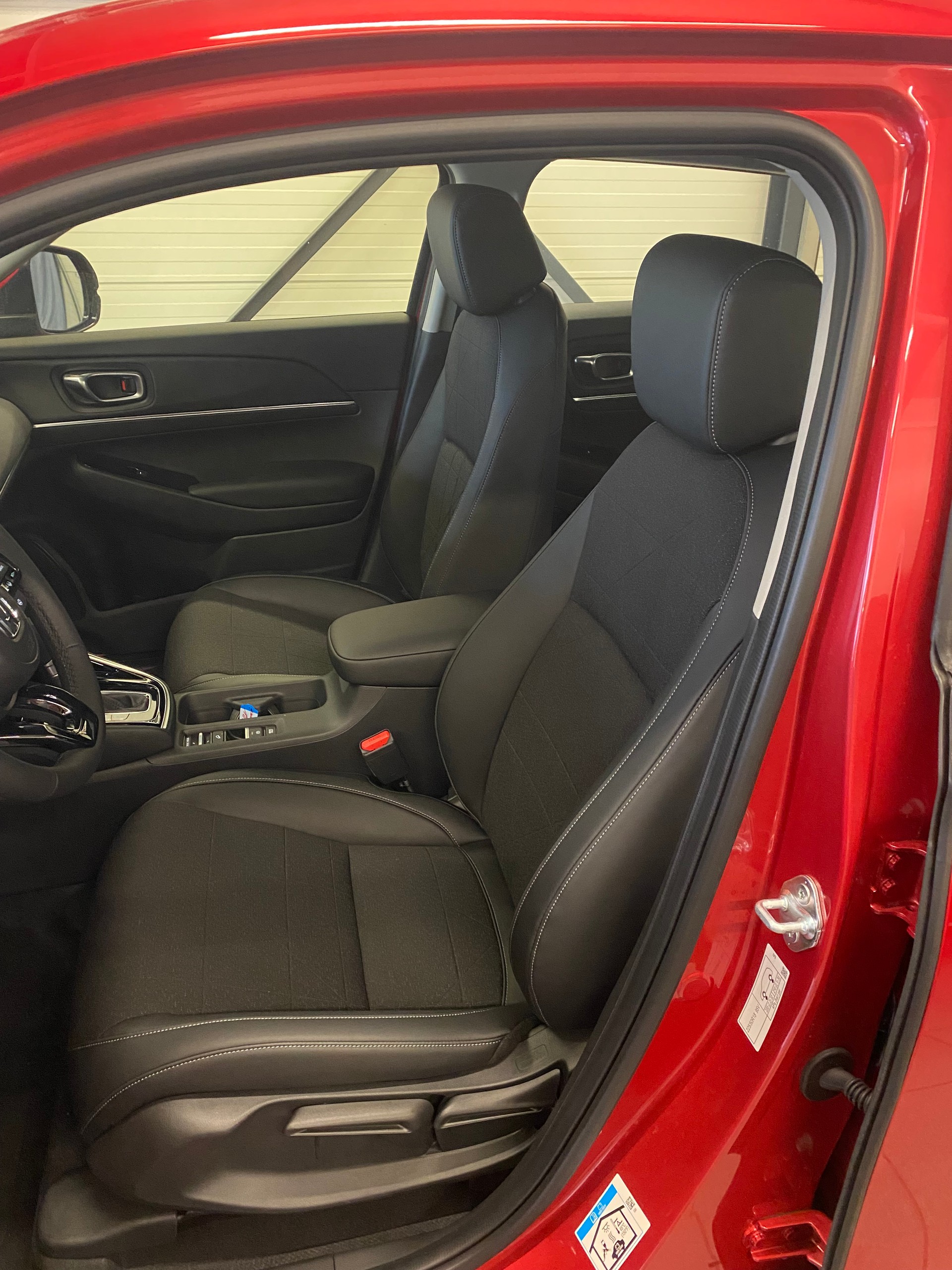 HONDA HR-V 1.5i-MMD Advance CVT-image-8
